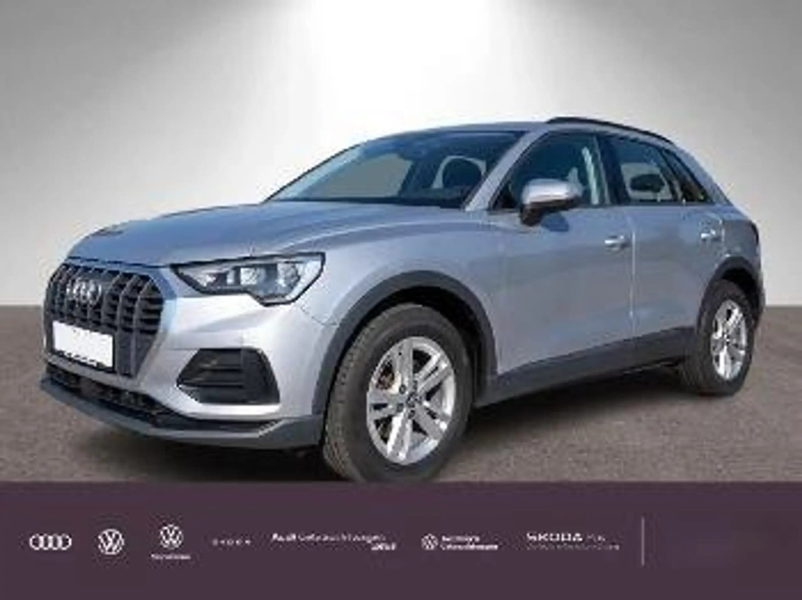 Audi - Q3