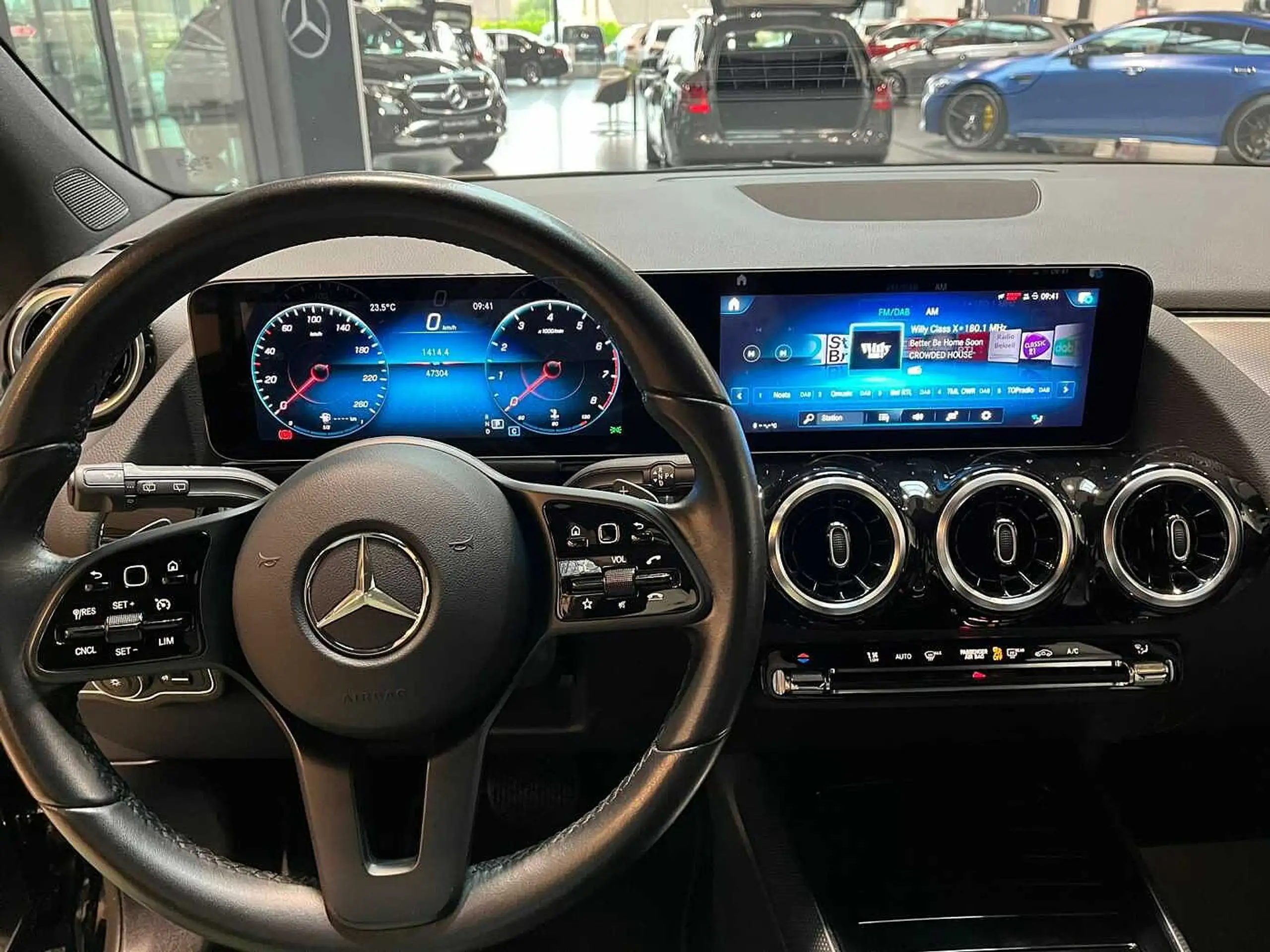 Mercedes-Benz - GLA 180