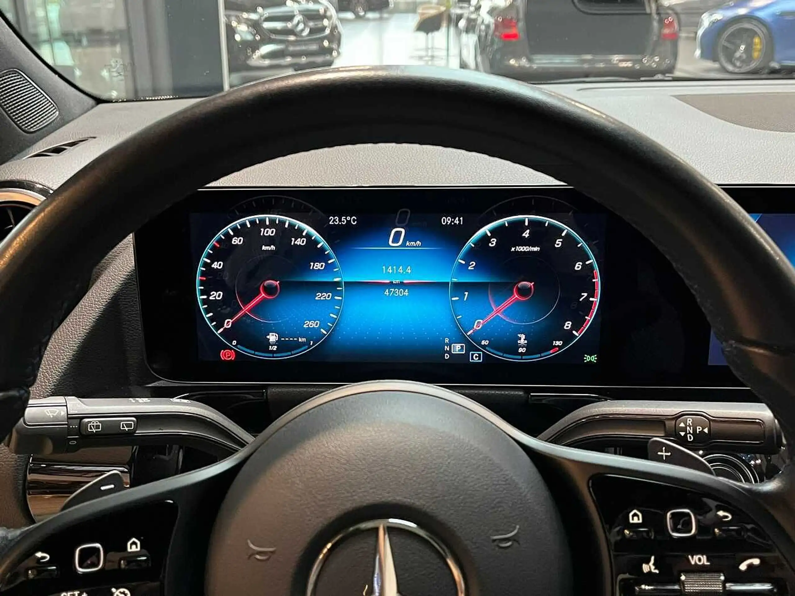 Mercedes-Benz - GLA 180