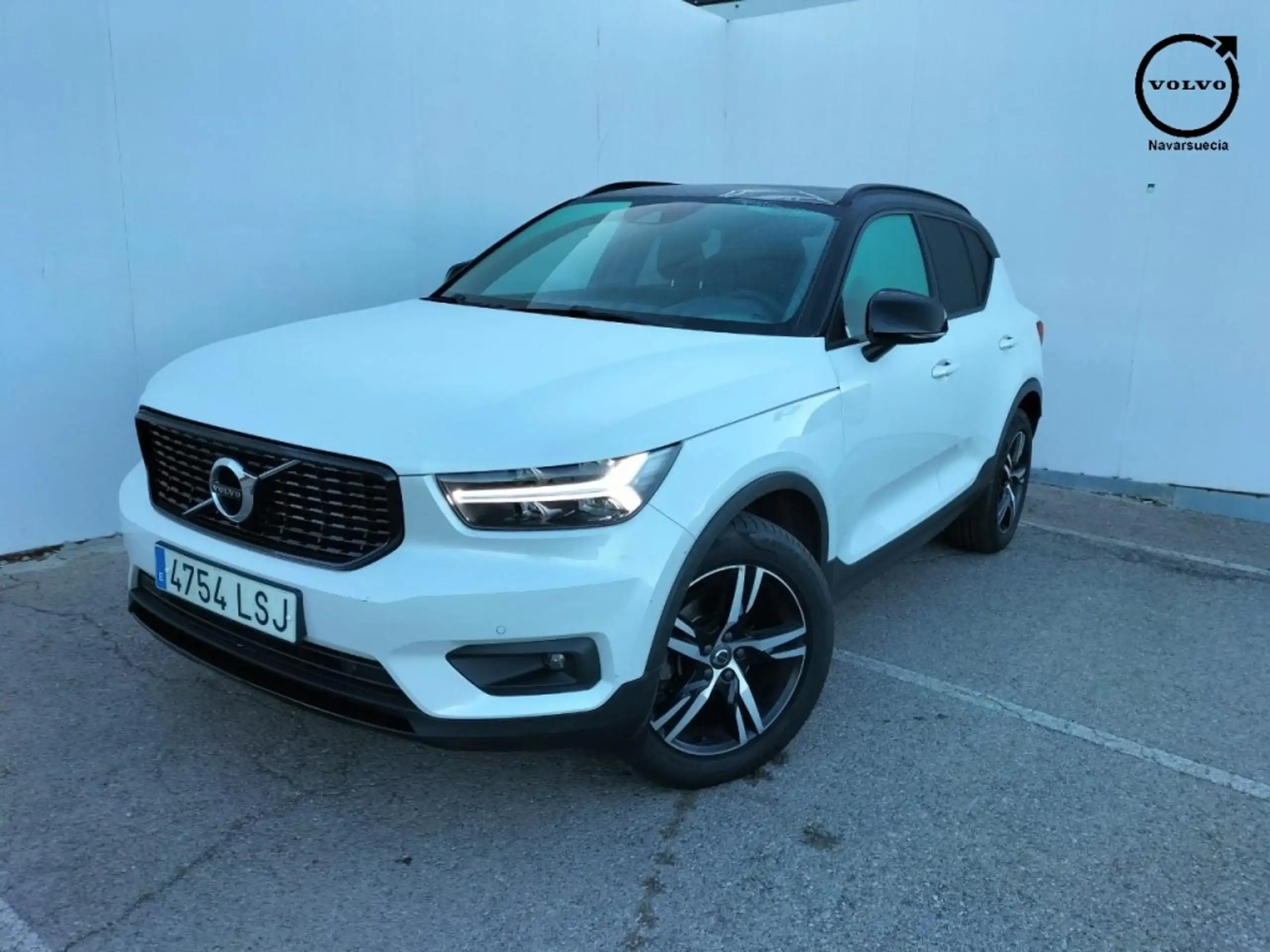 Volvo - XC40