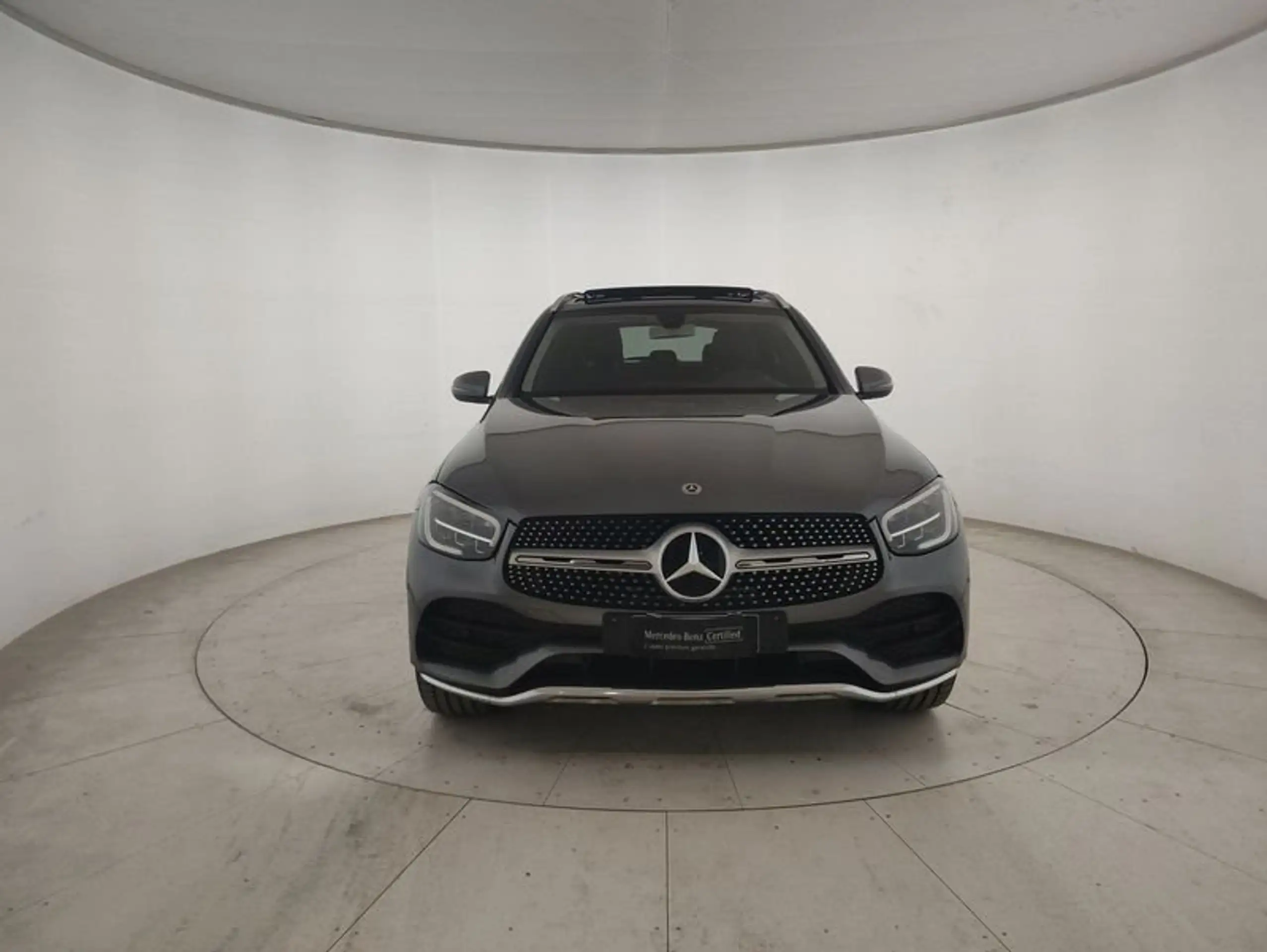 Mercedes-Benz - GLC 200