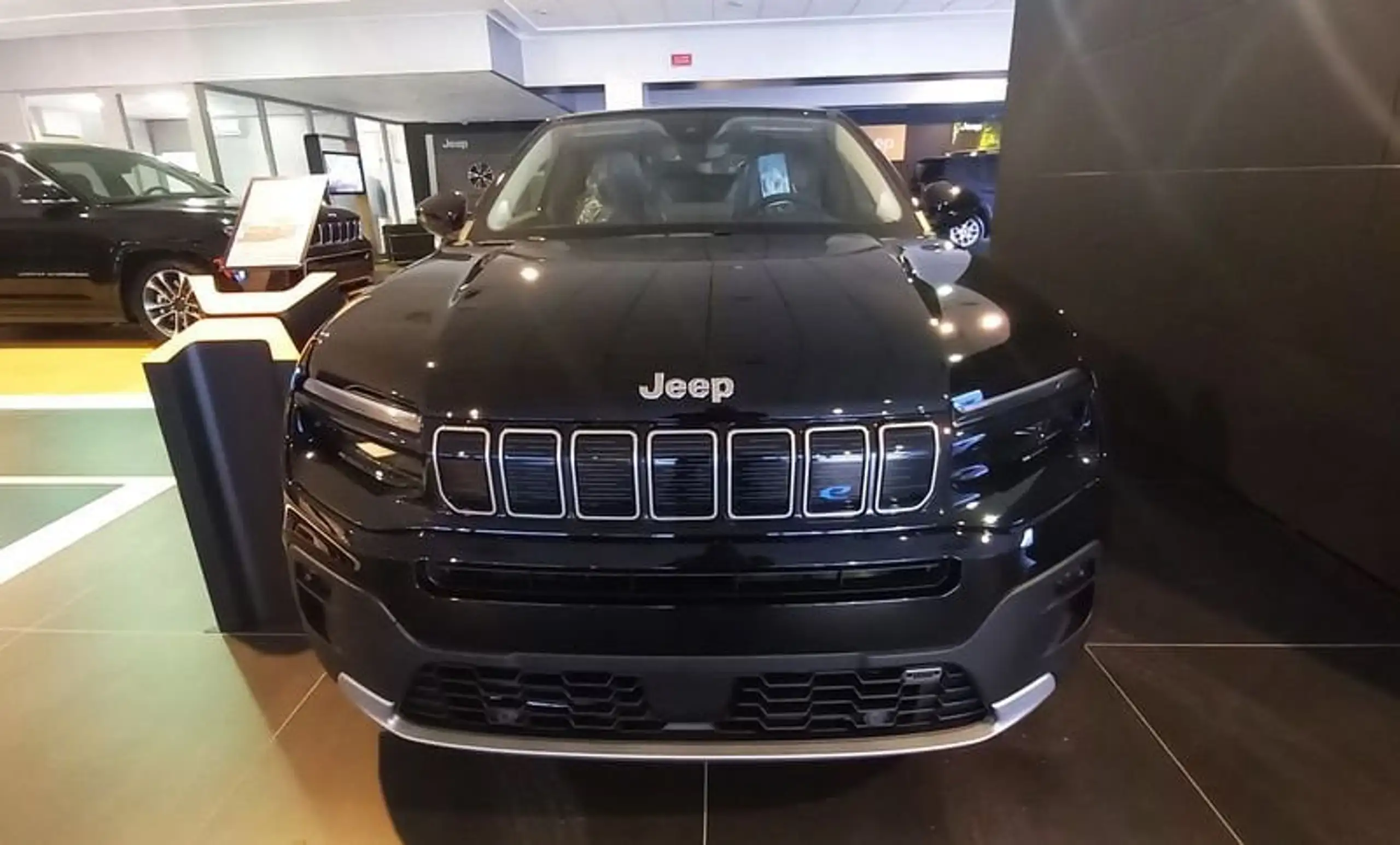 Jeep - Avenger