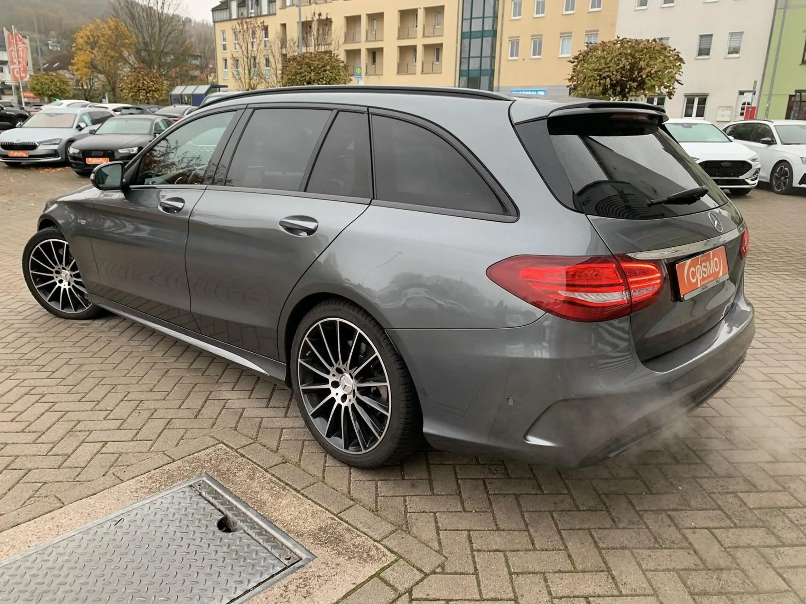 Mercedes-Benz - C 43 AMG