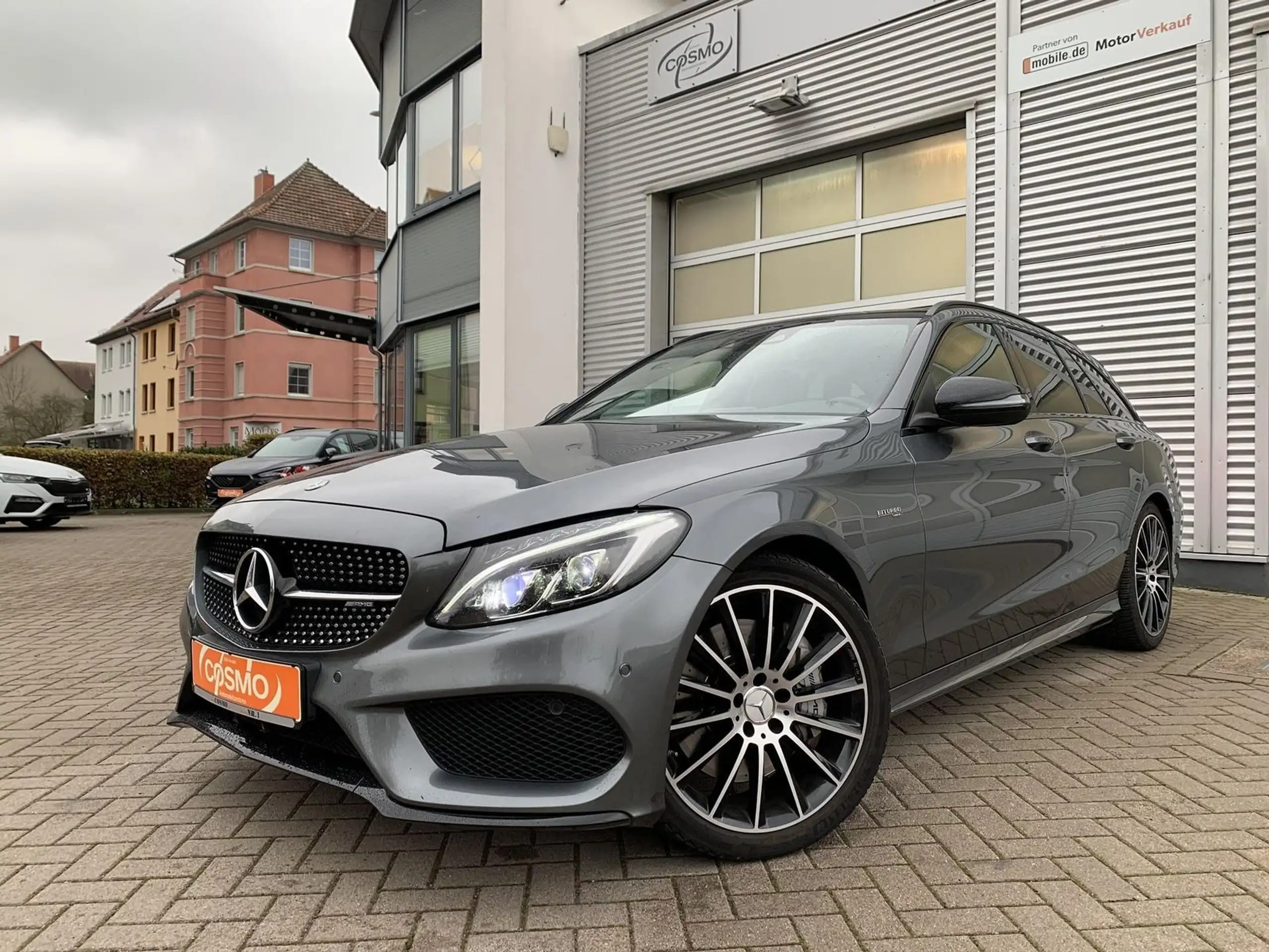 Mercedes-Benz - C 43 AMG