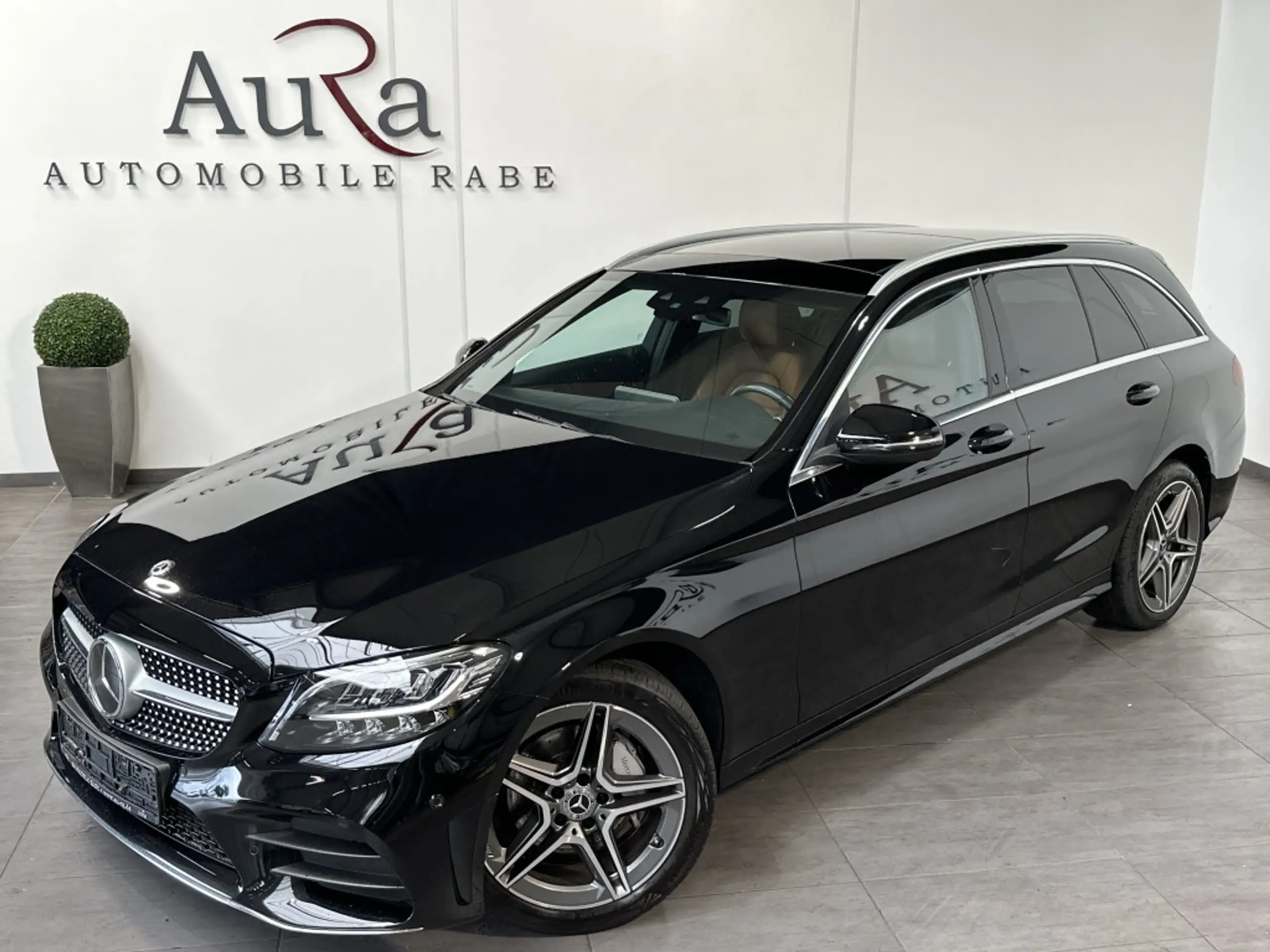 Mercedes-Benz - C 220