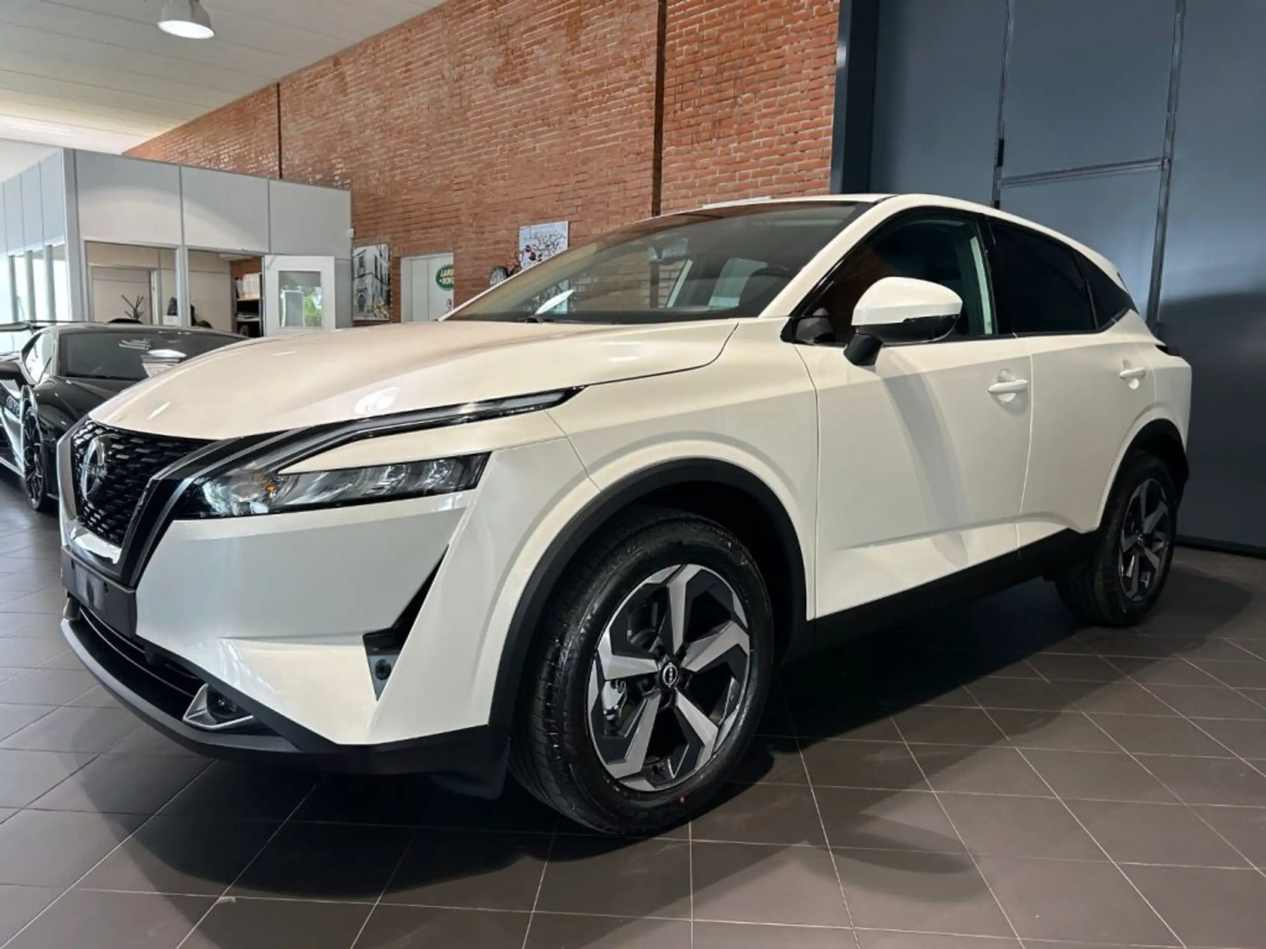 Nissan - Qashqai