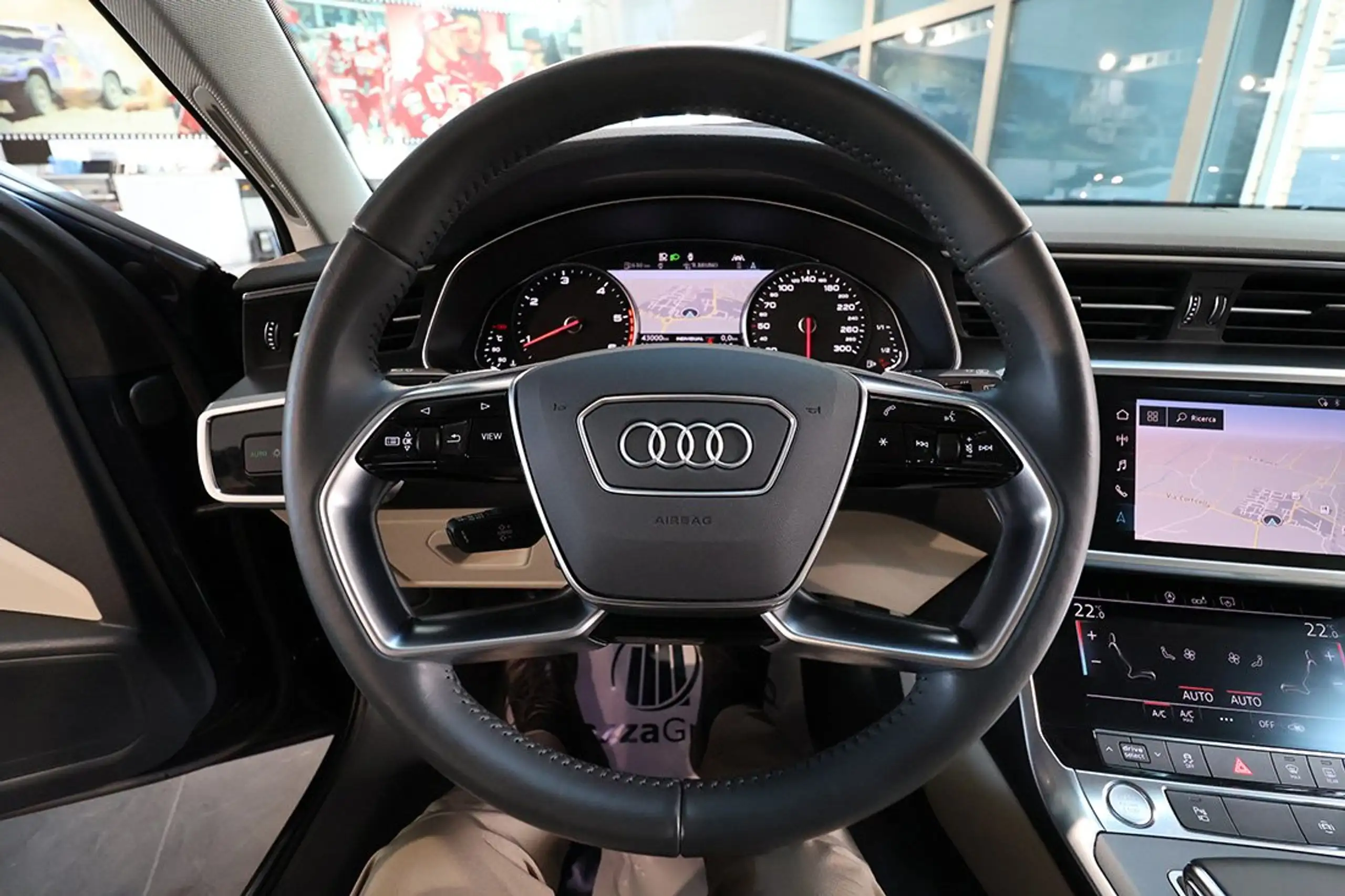 Audi - A6