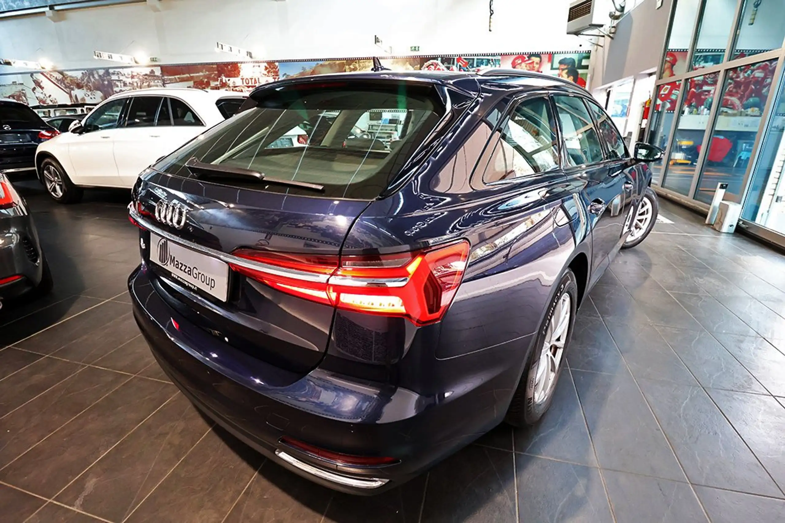 Audi - A6