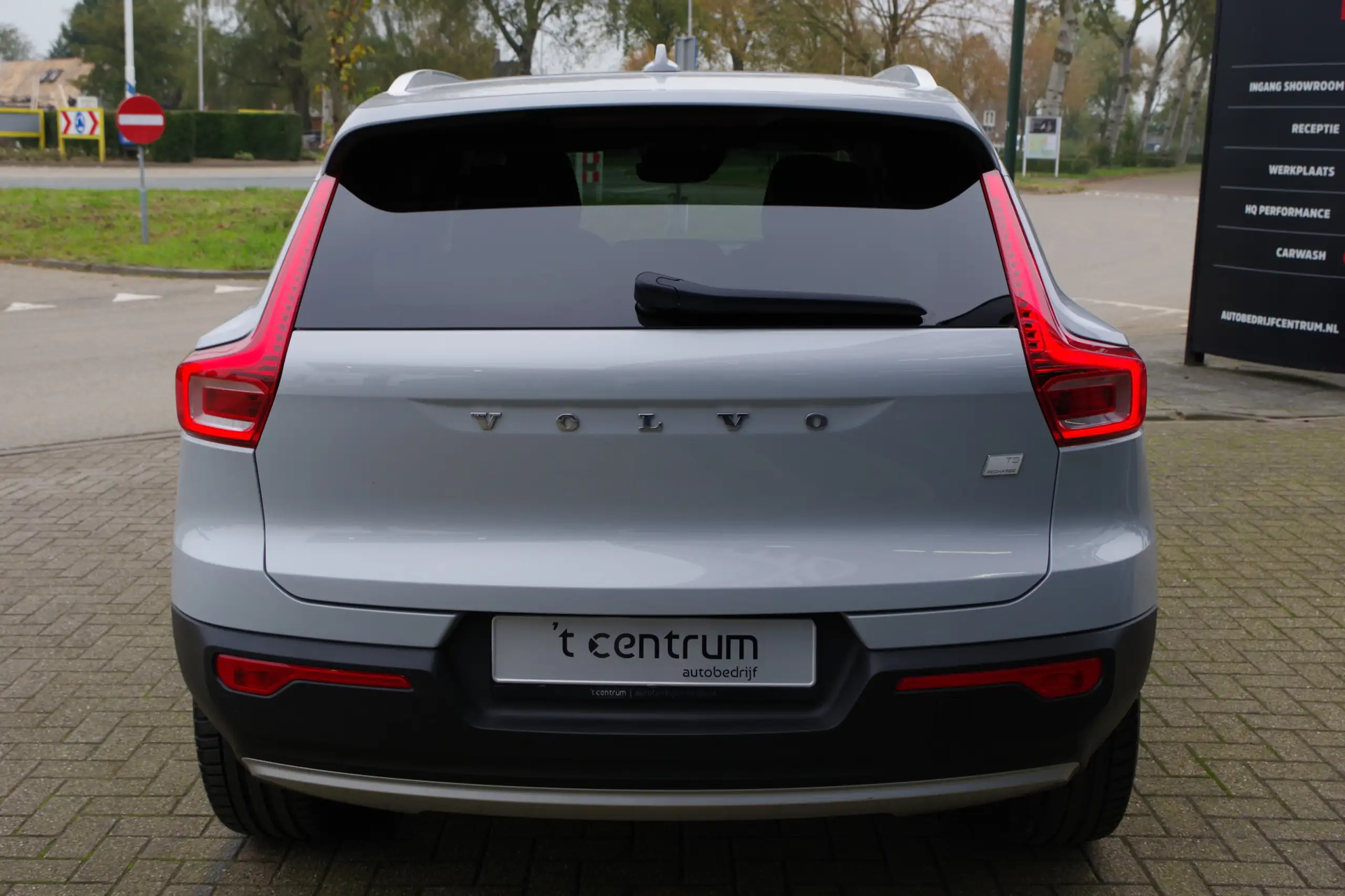 Volvo - XC40