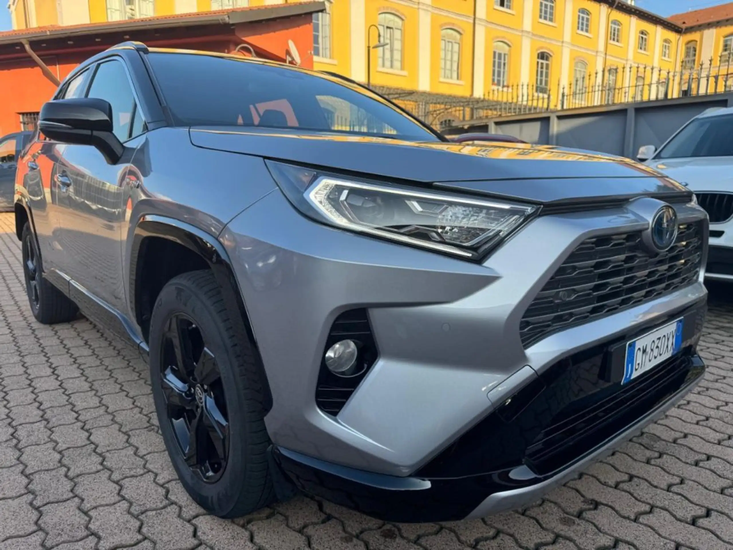 Toyota - RAV 4