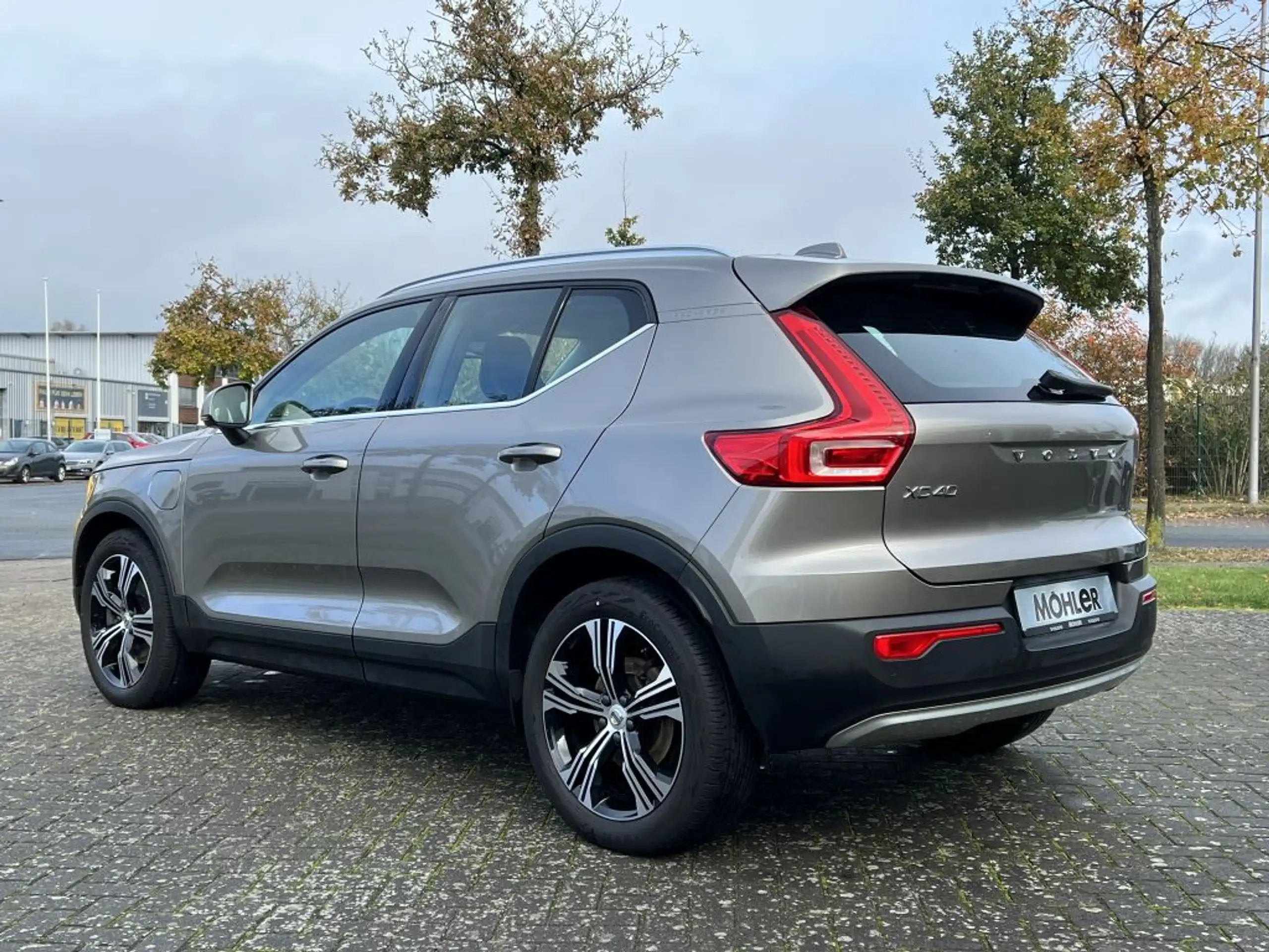 Volvo - XC40