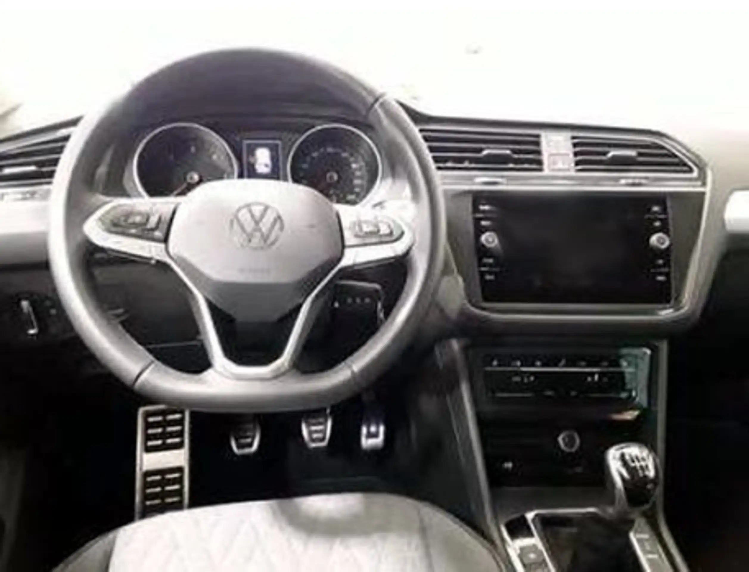 Volkswagen - Tiguan