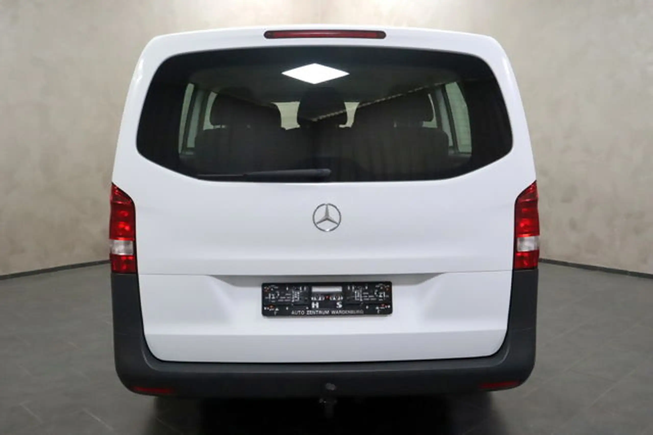 Mercedes-Benz - Vito