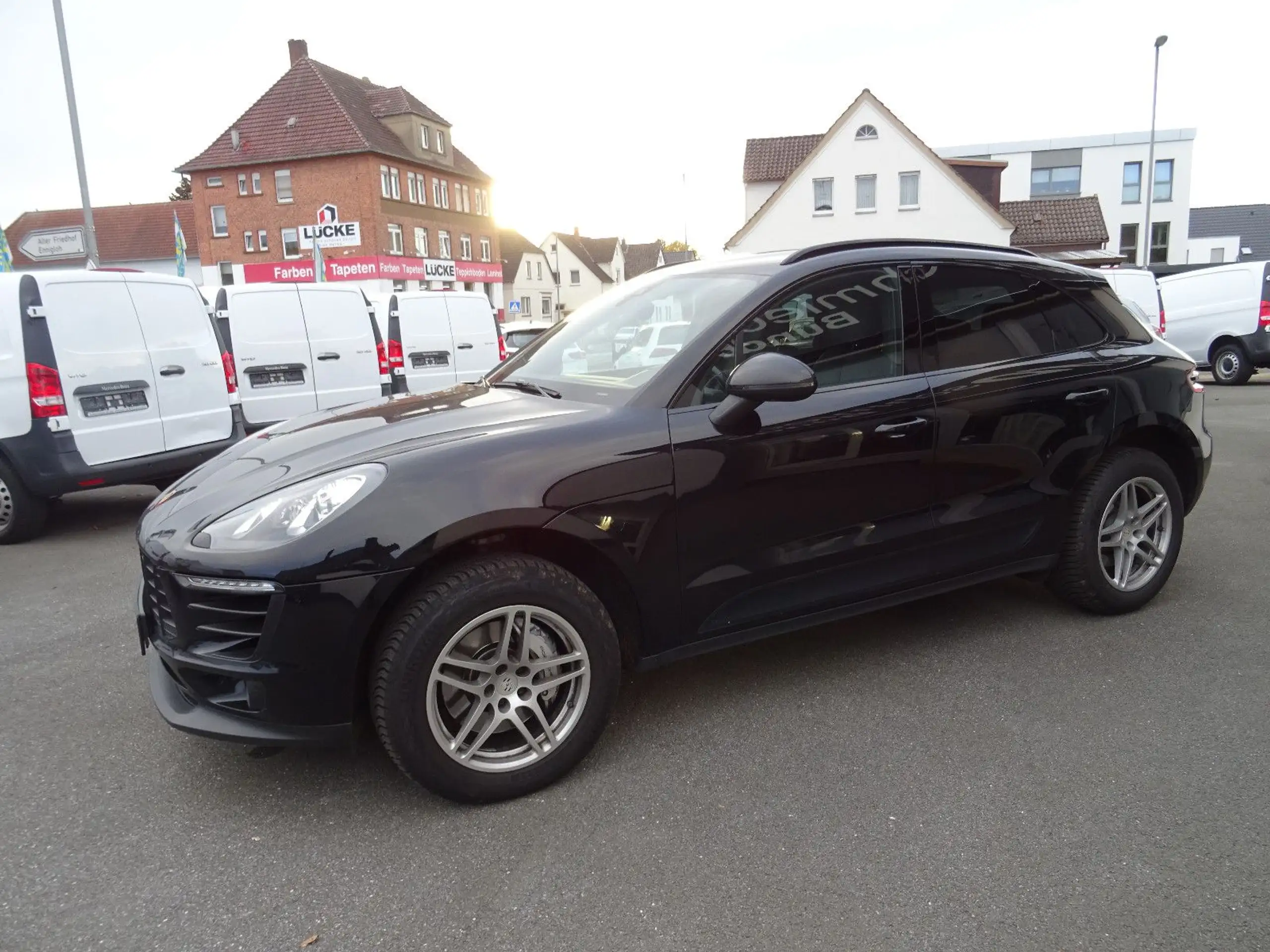 Porsche - Macan