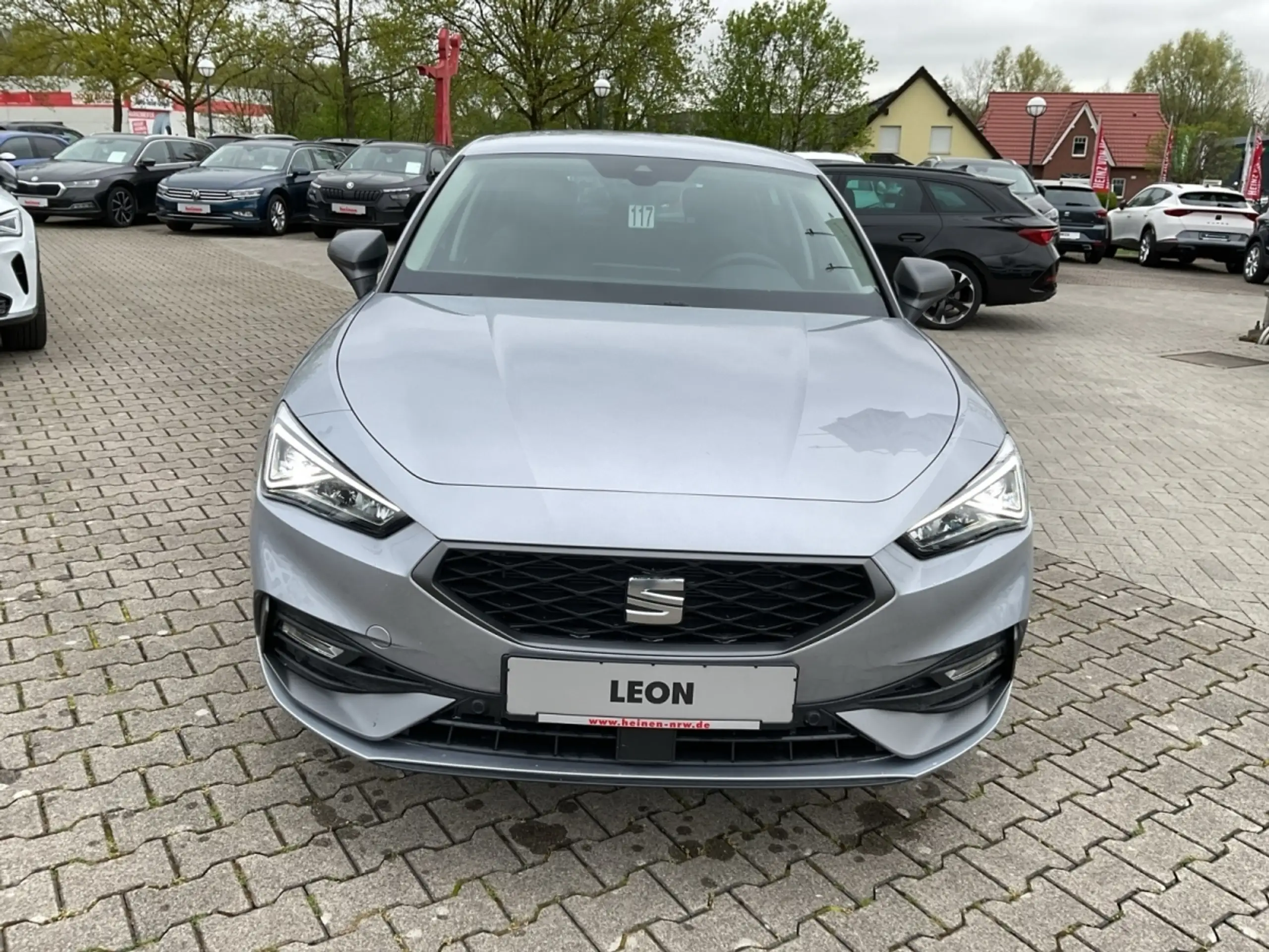 SEAT - Leon