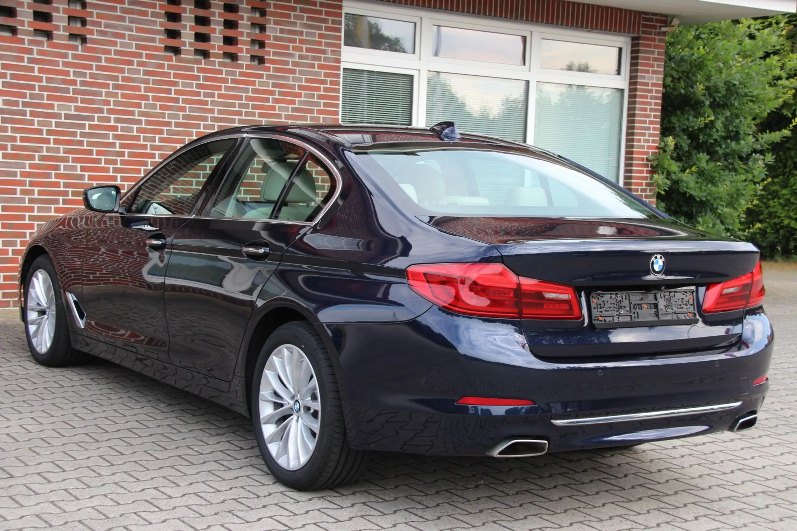 BMW - 540