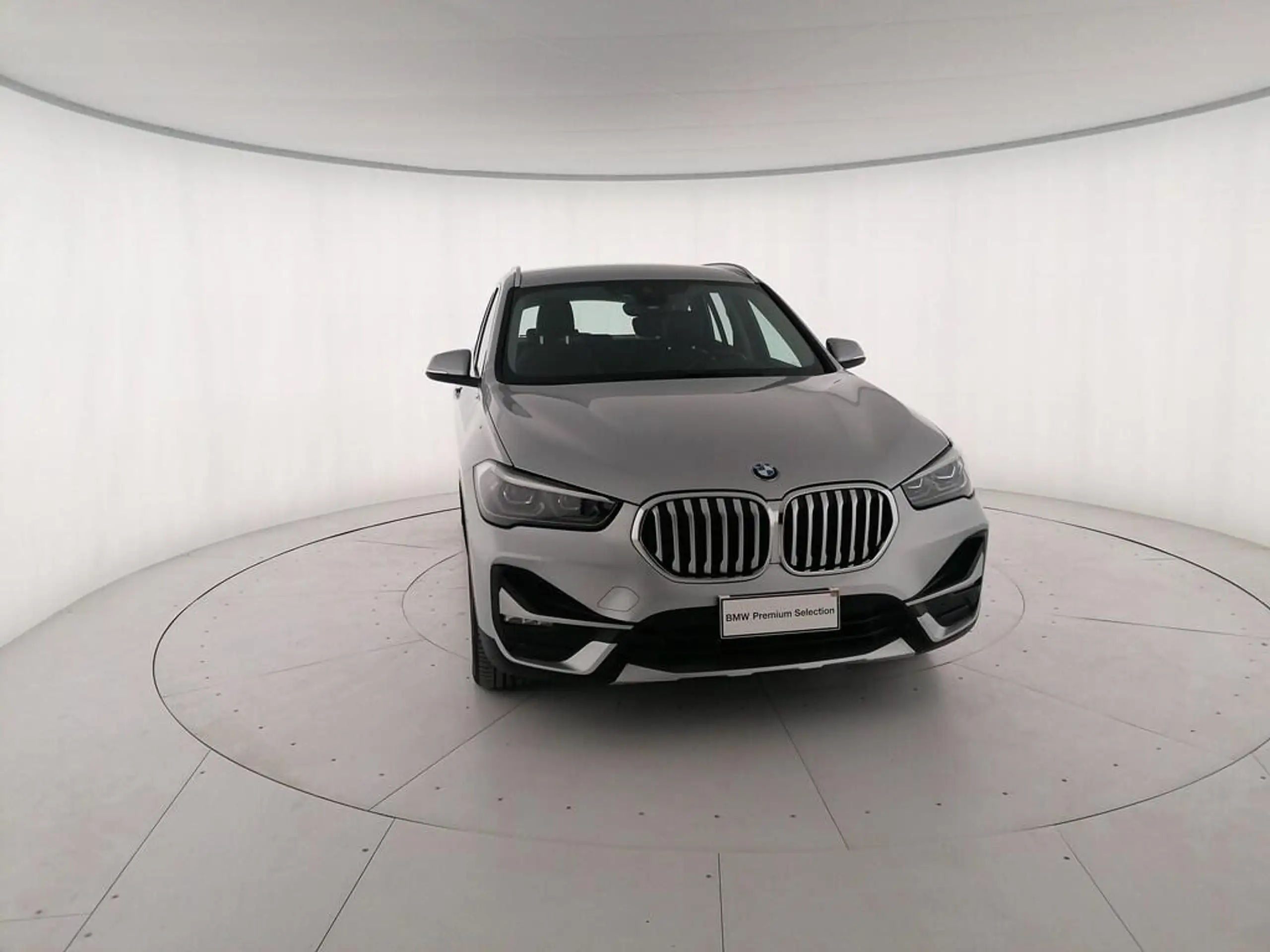 BMW - X1