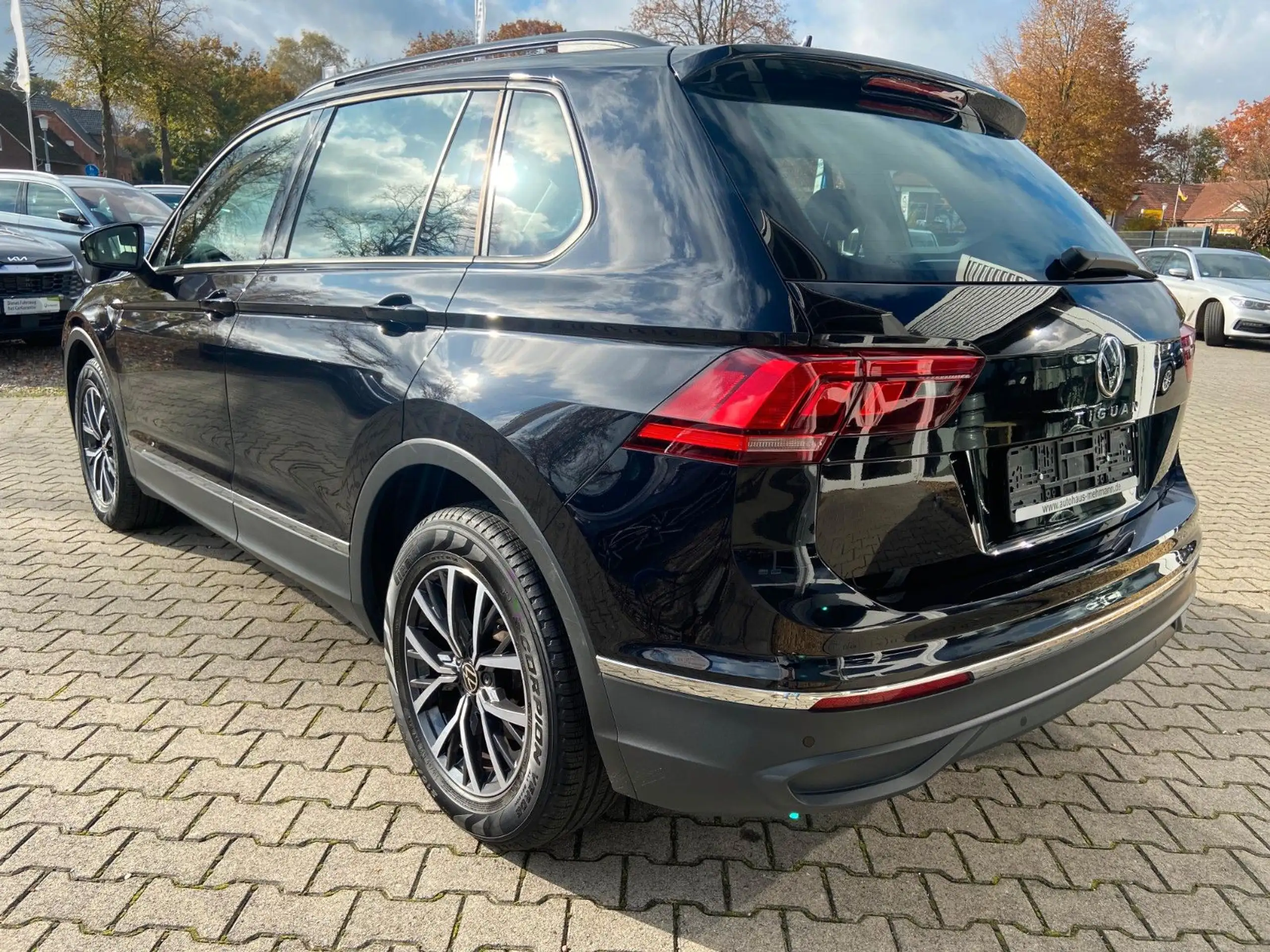 Volkswagen - Tiguan