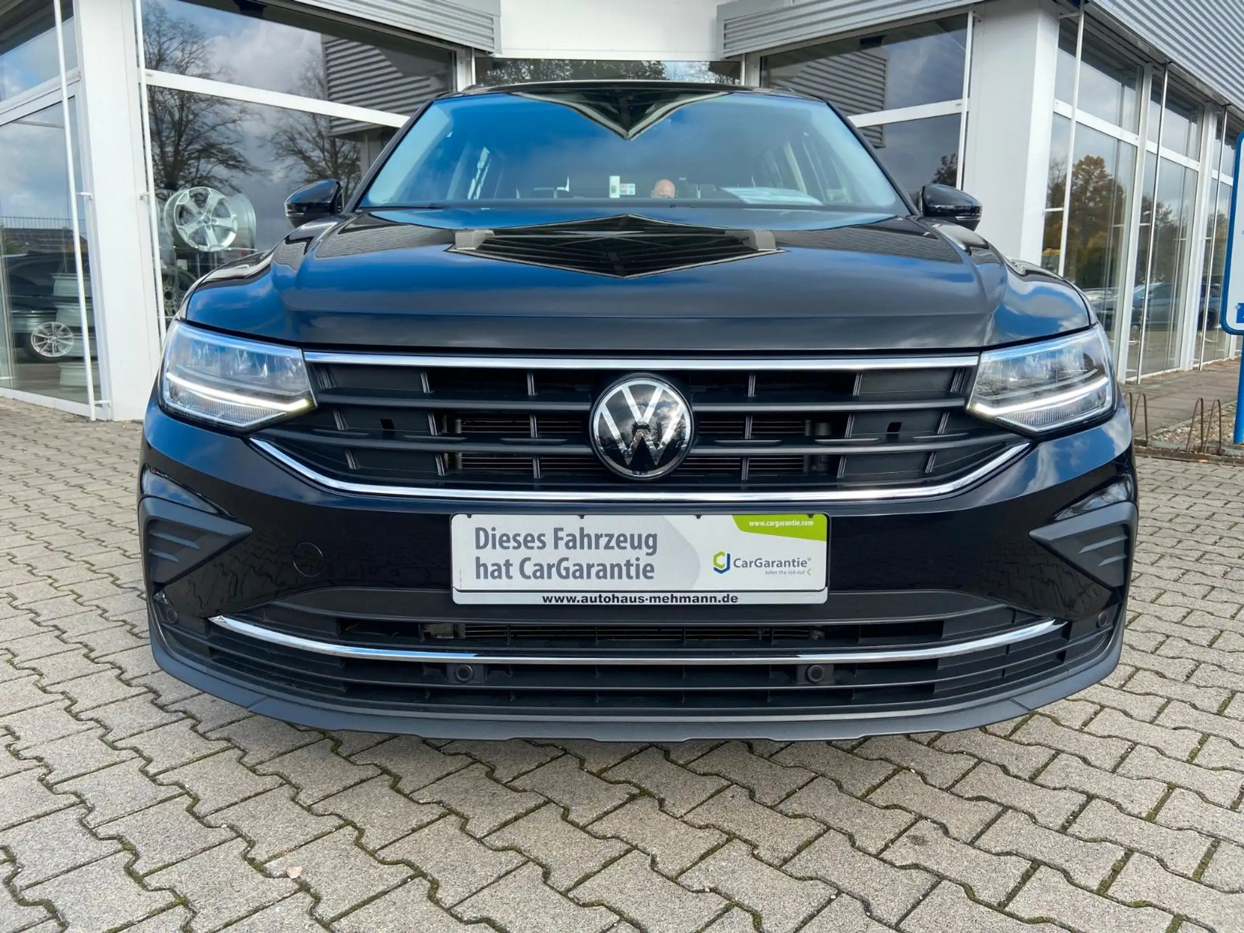 Volkswagen - Tiguan