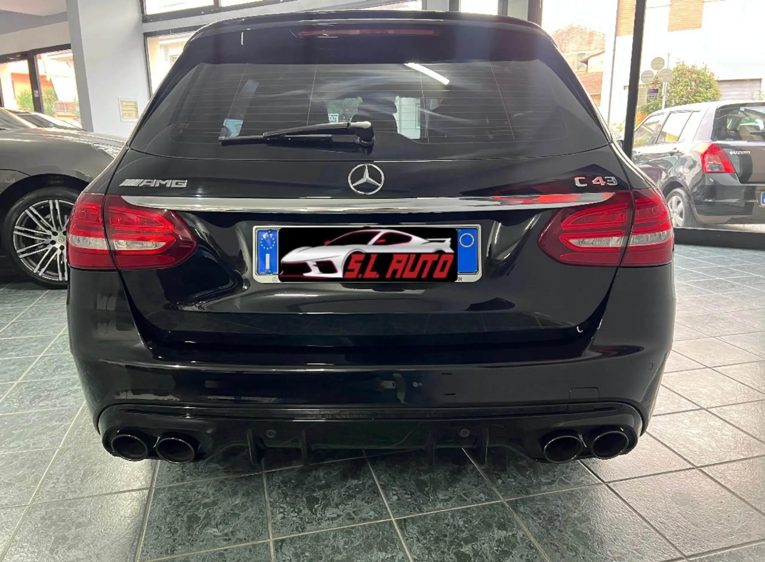 Mercedes-Benz - C 43 AMG