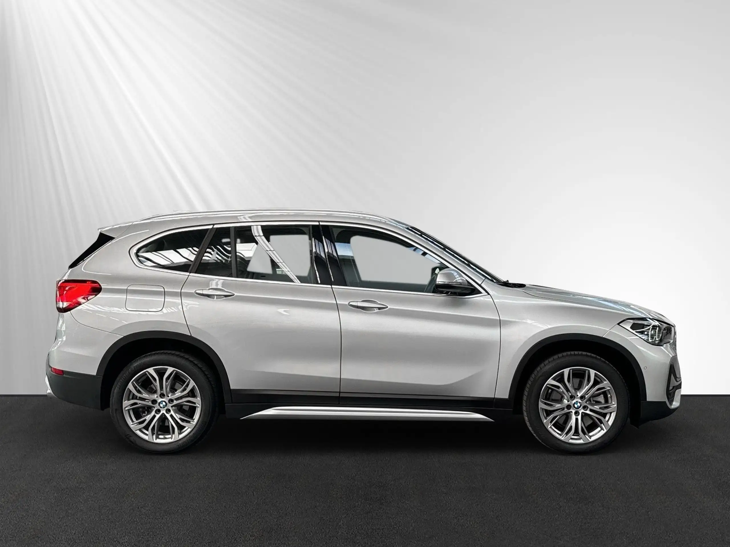 BMW - X1