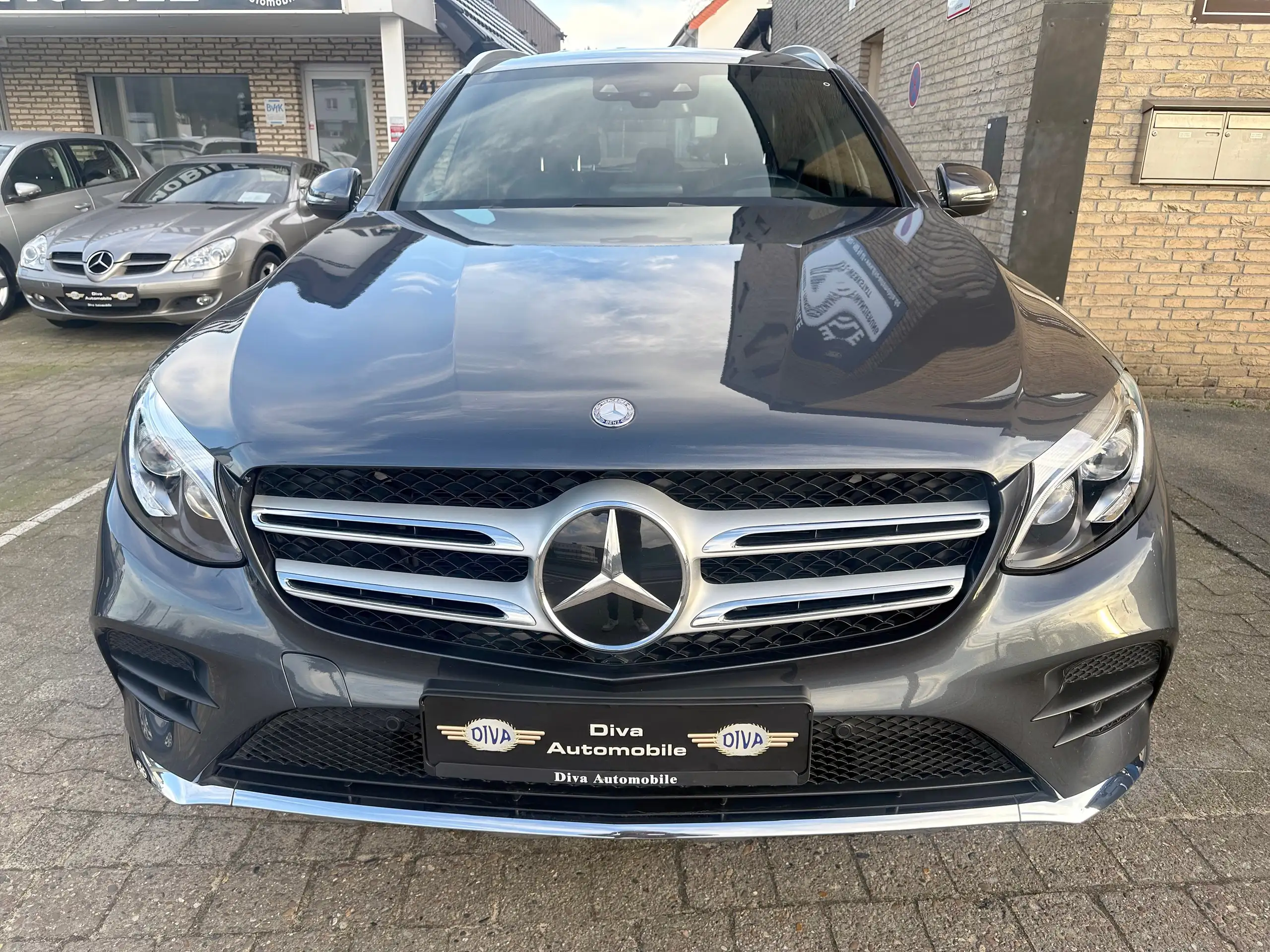 Mercedes-Benz - GLC 250