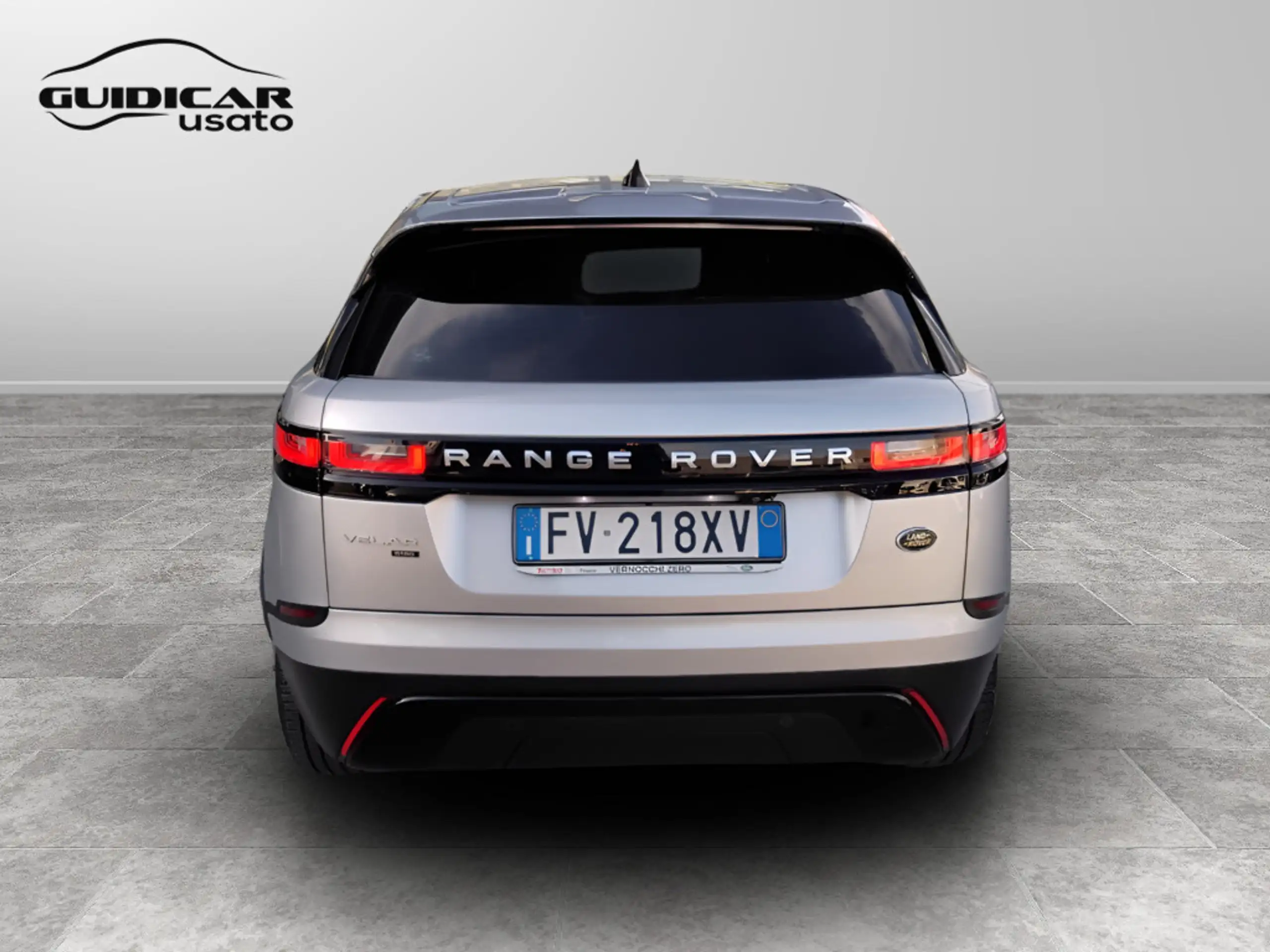 Land Rover - Range Rover Velar