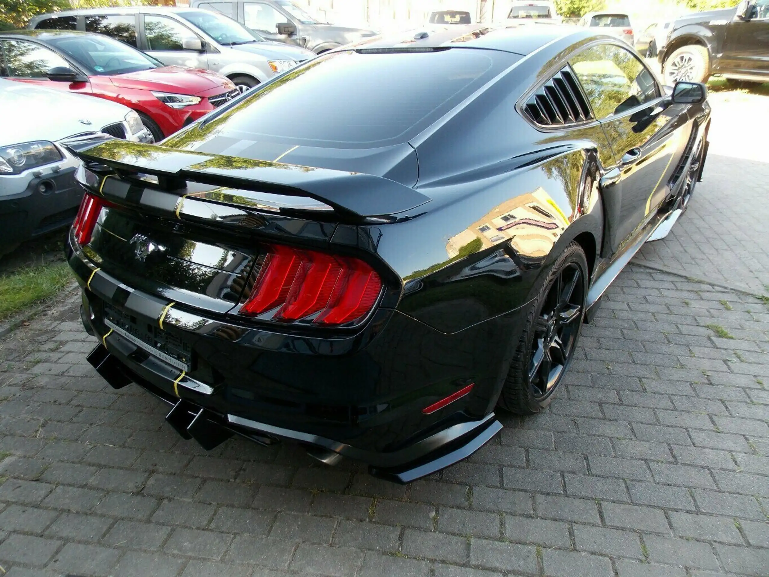 Ford - Mustang