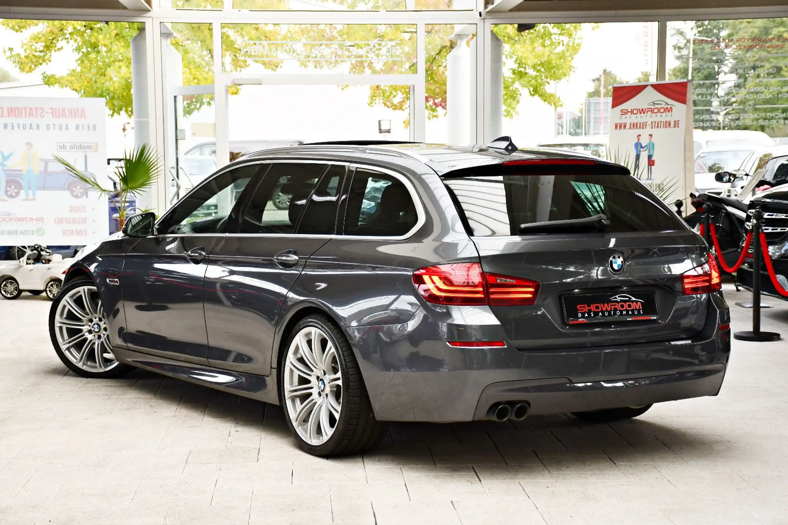 BMW - 530