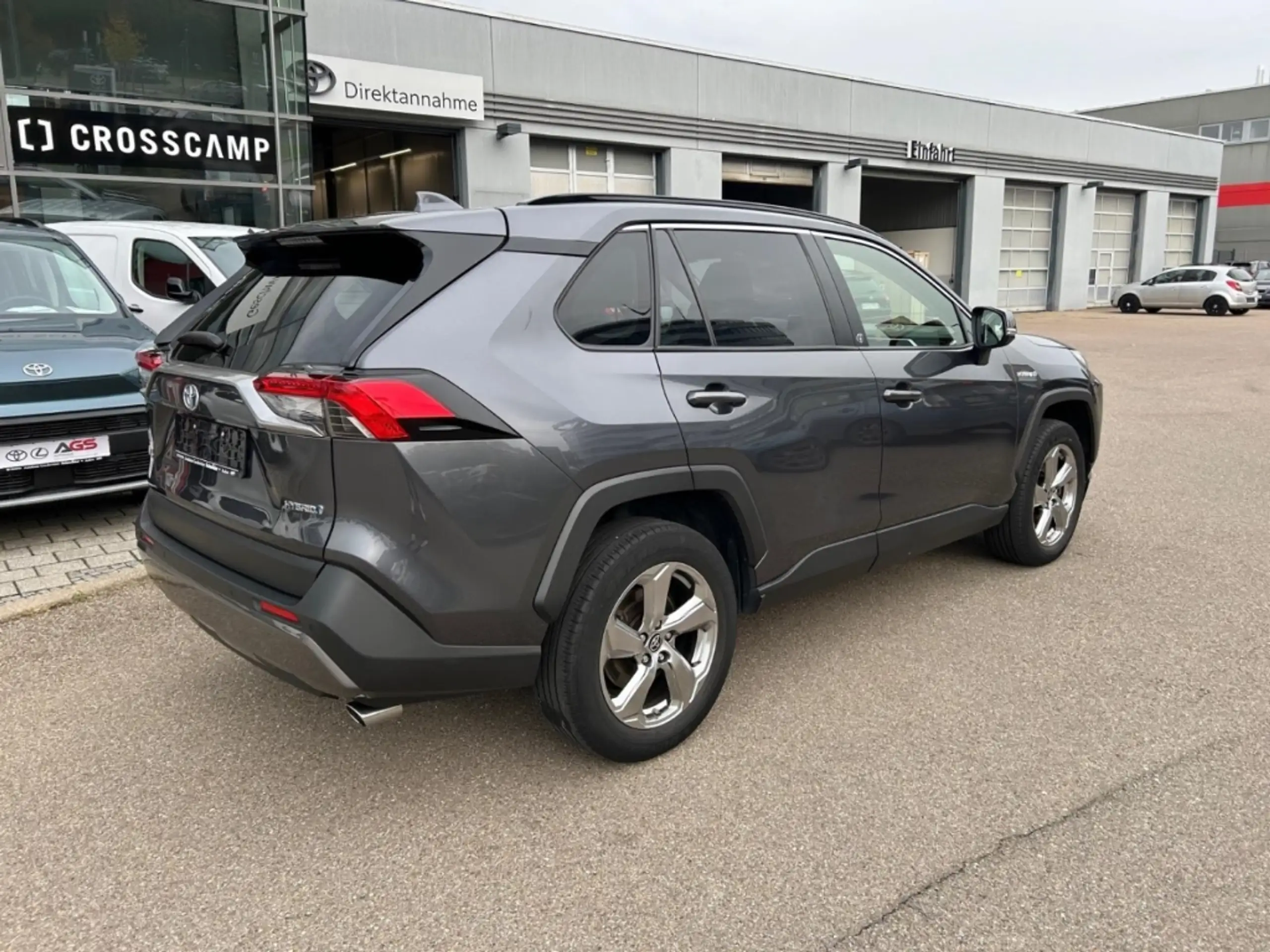 Toyota - RAV 4