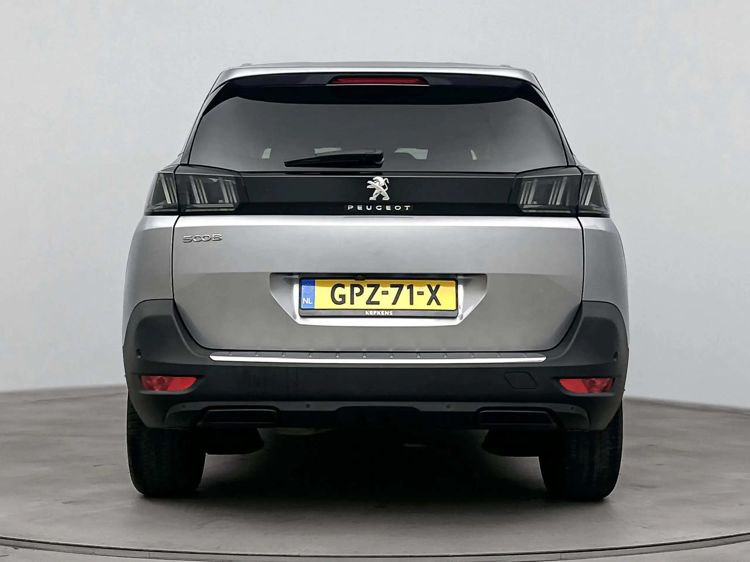 Peugeot - 5008