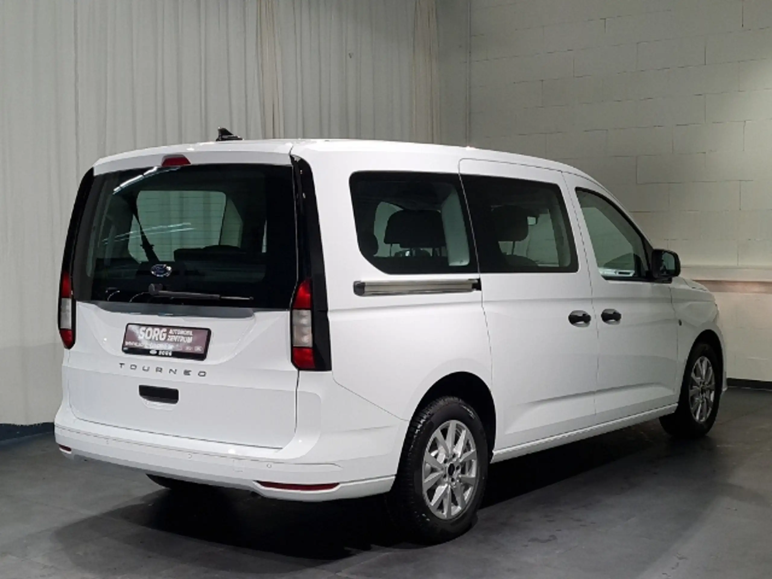 Ford - Tourneo Connect