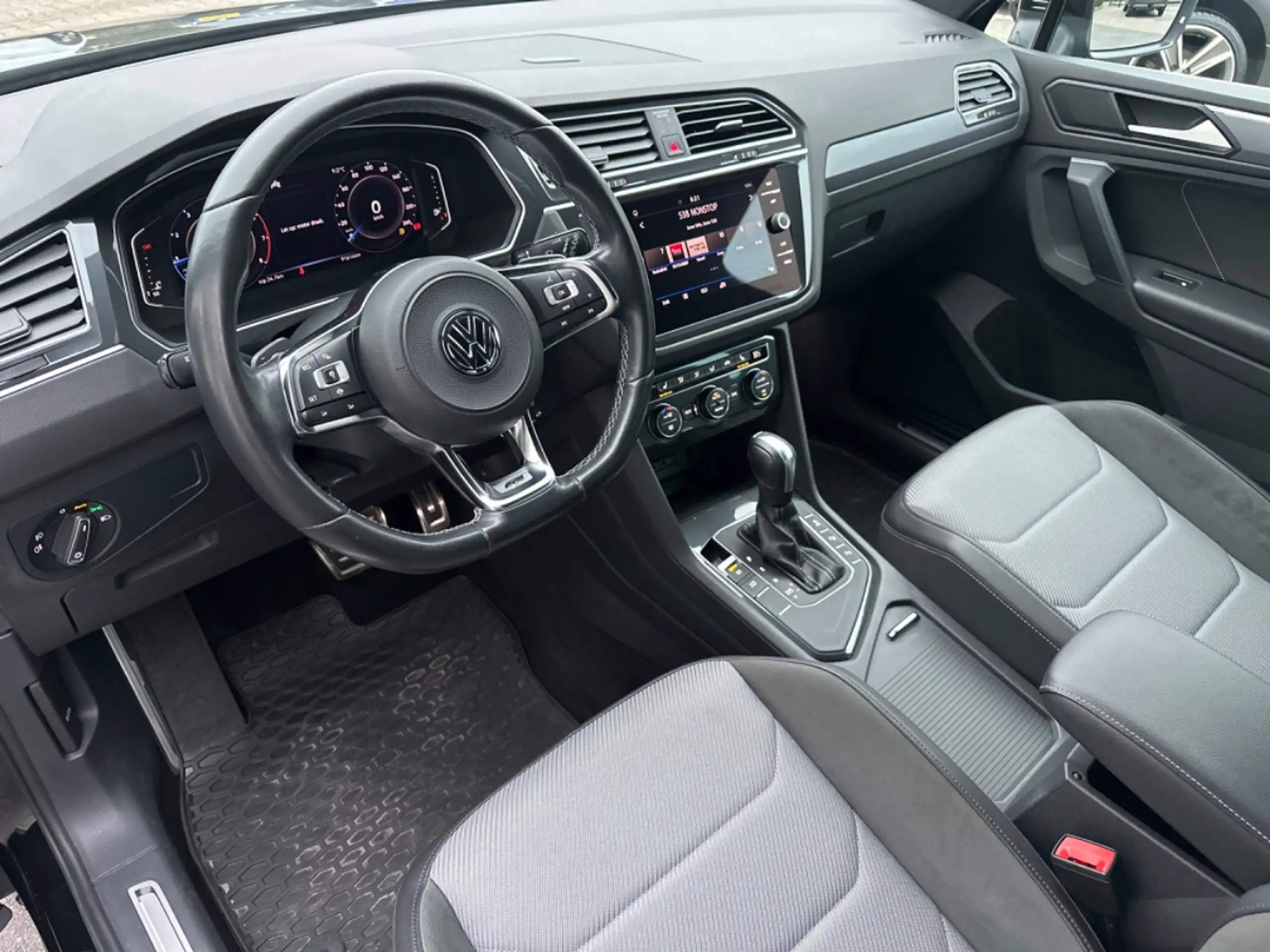 Volkswagen - Tiguan