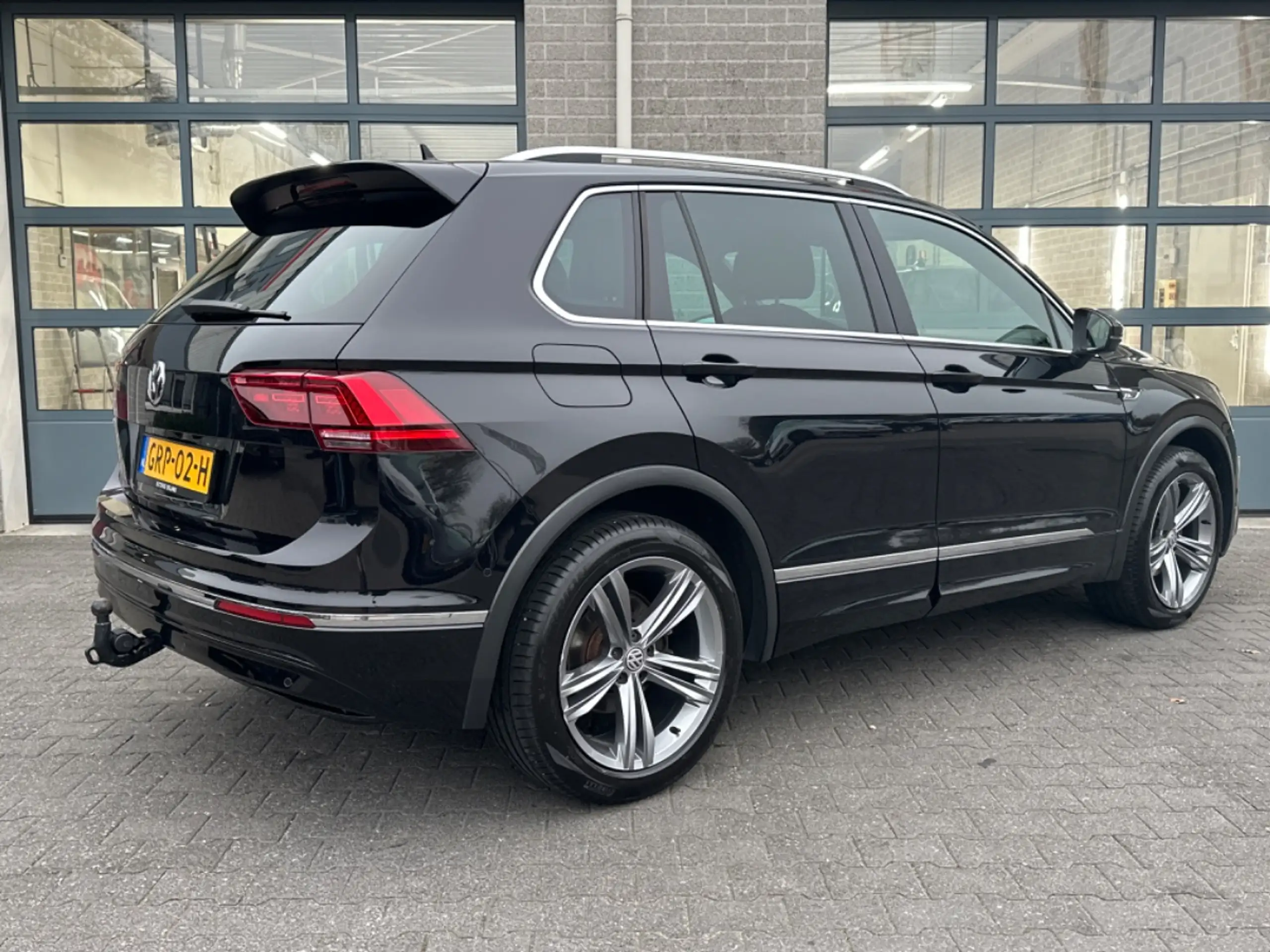 Volkswagen - Tiguan