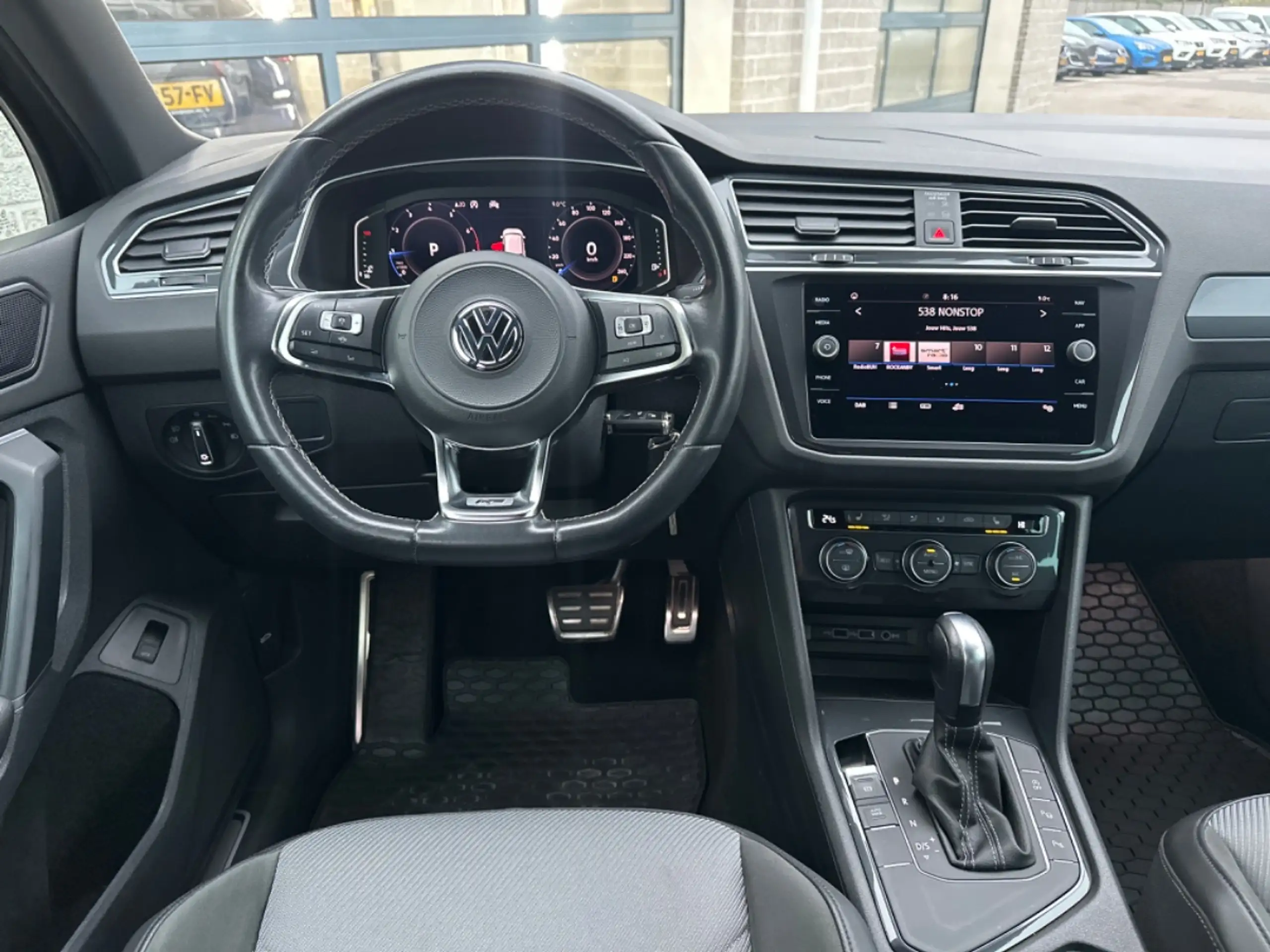 Volkswagen - Tiguan