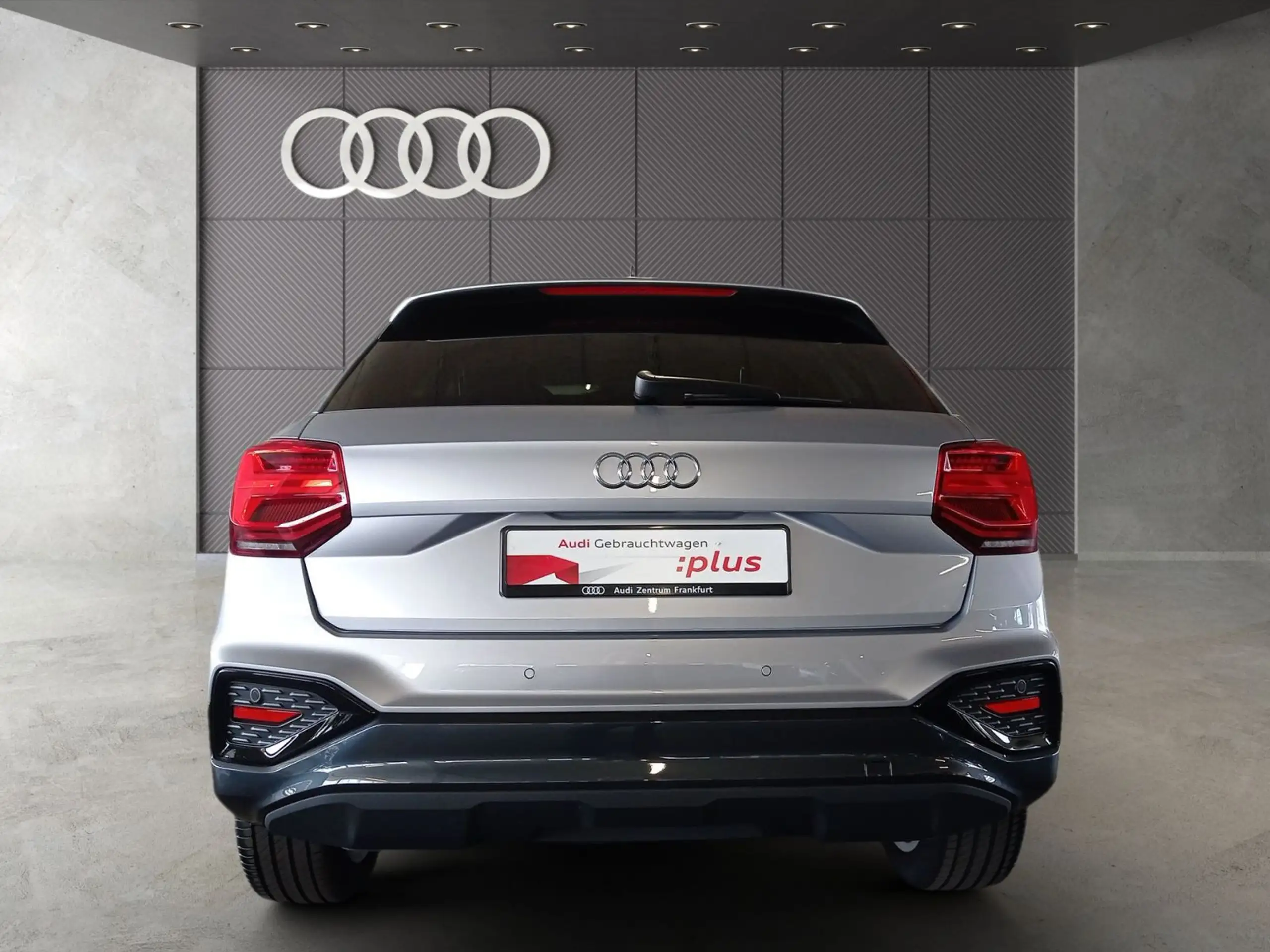 Audi - Q2