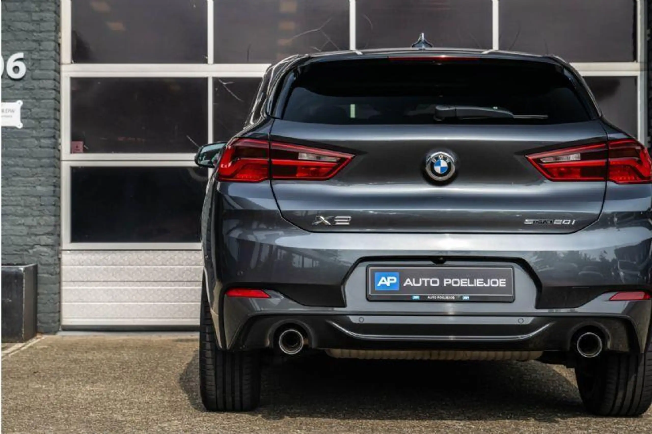 BMW - X2