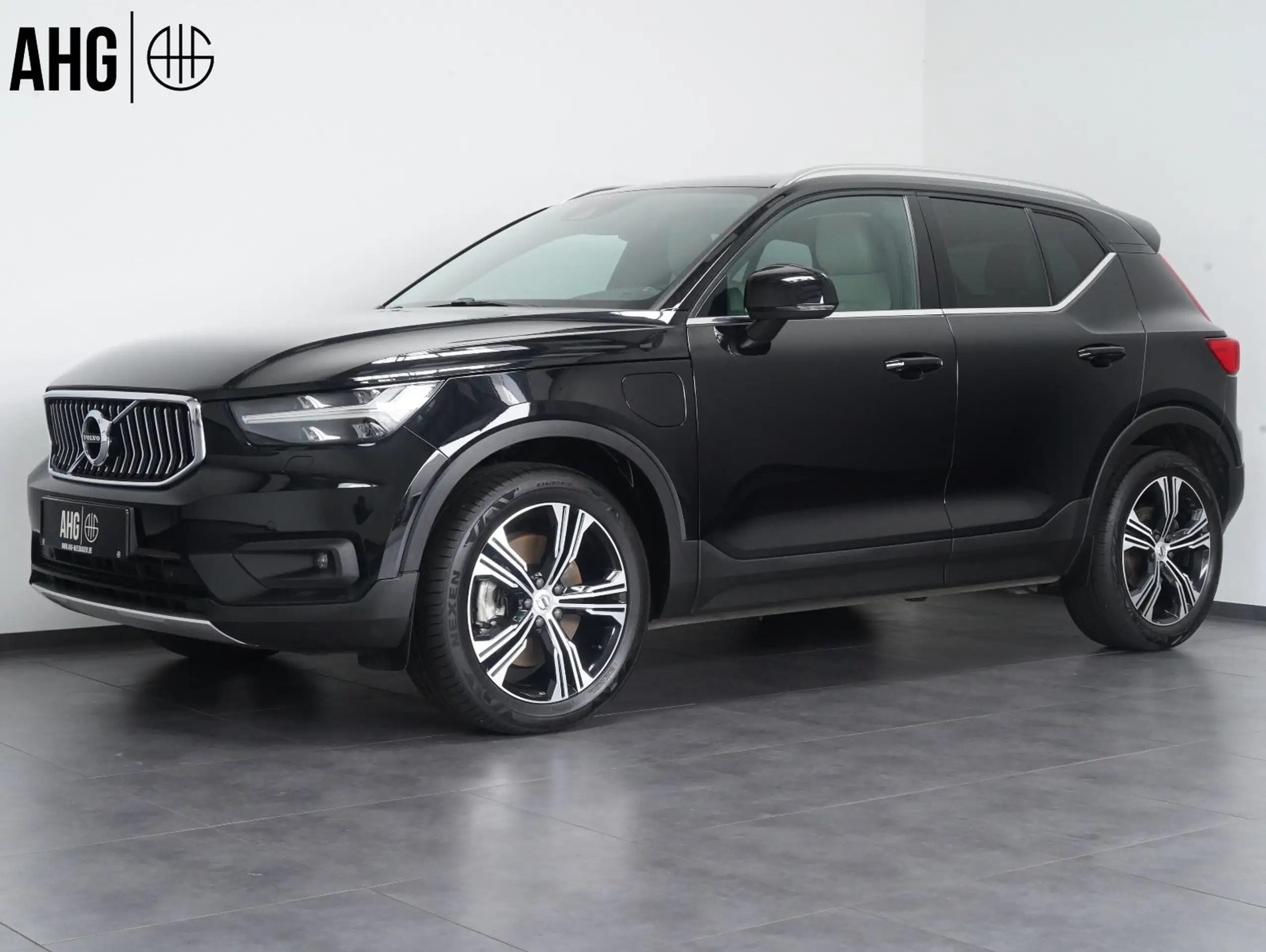 Volvo - XC40