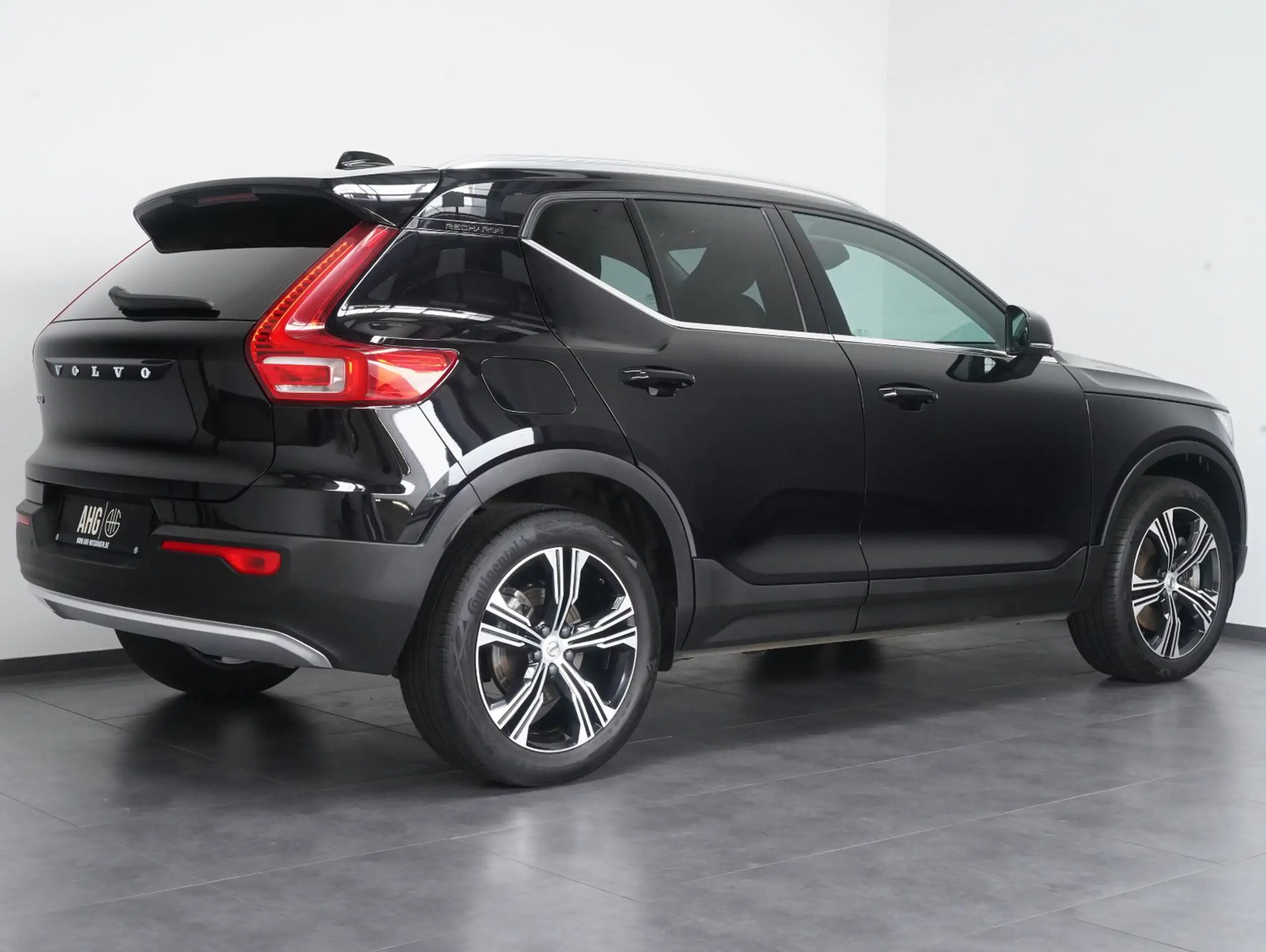 Volvo - XC40