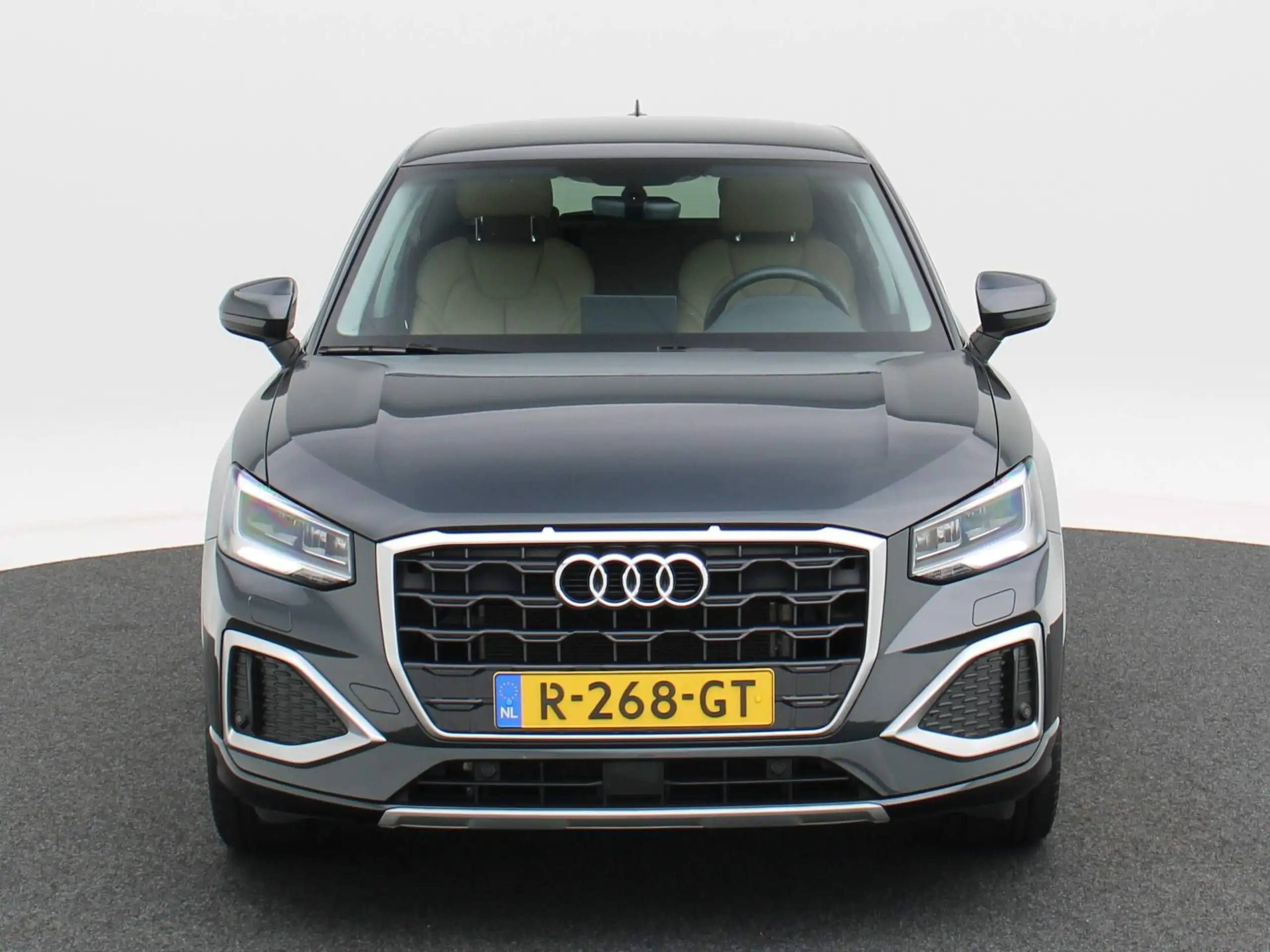 Audi - Q2