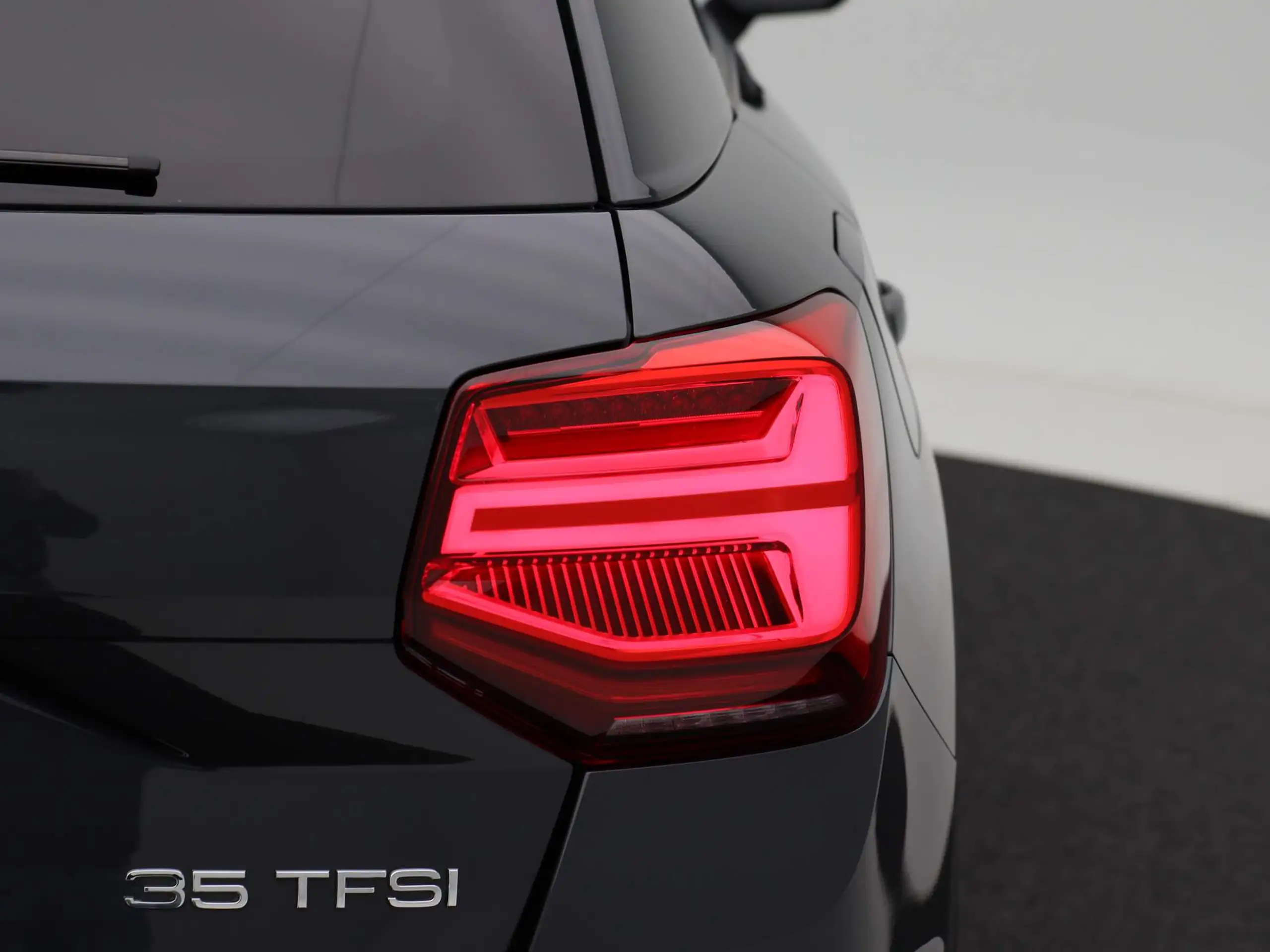 Audi - Q2