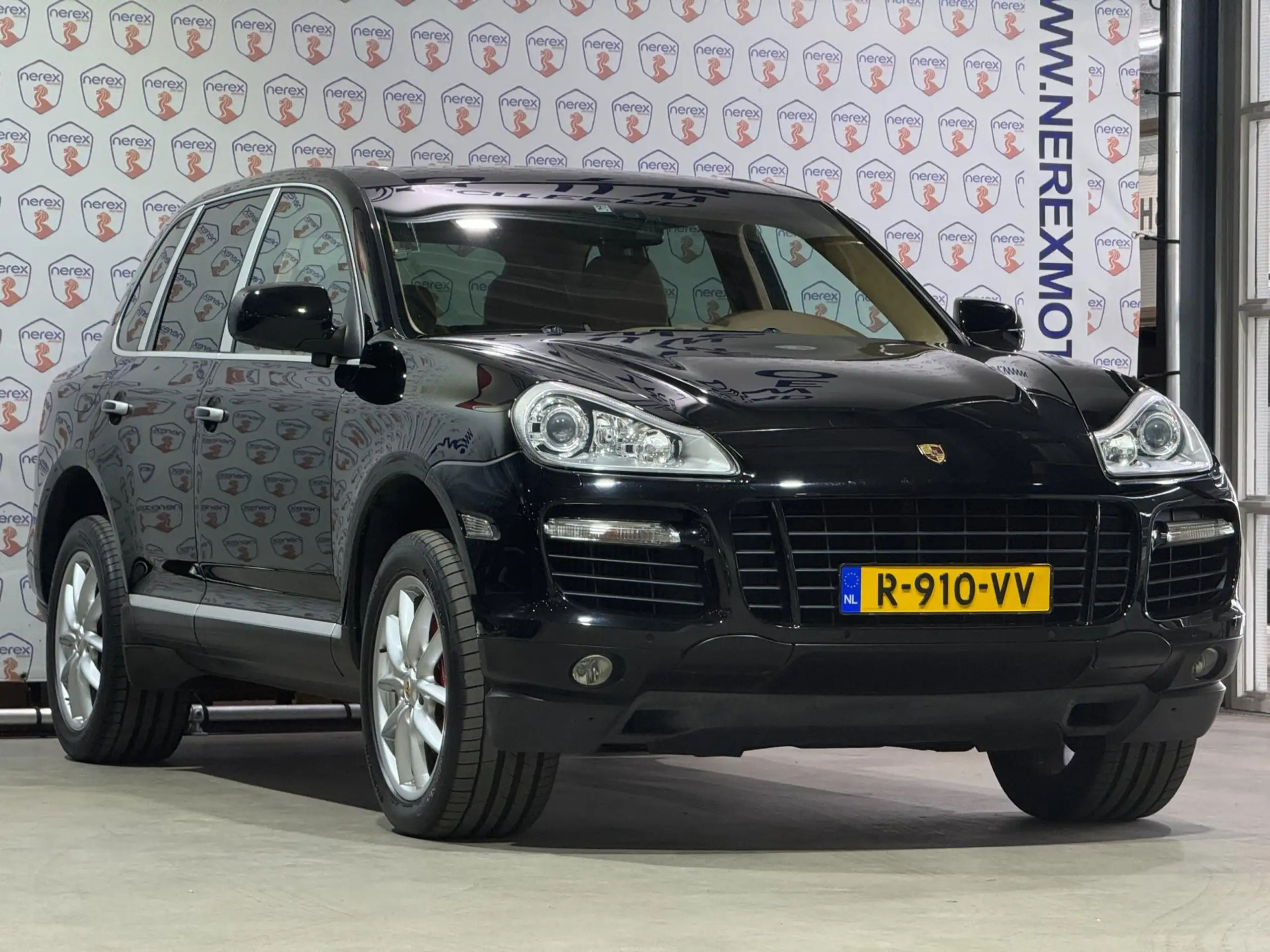 Porsche - Cayenne