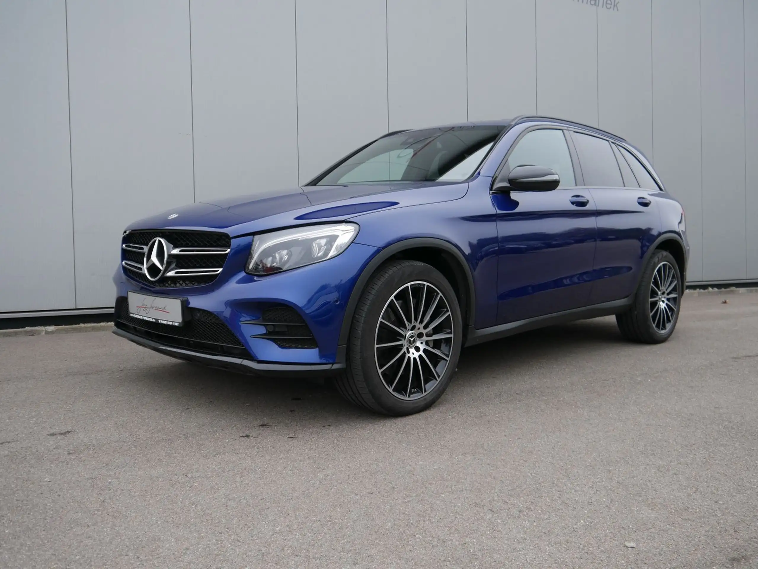 Mercedes-Benz - GLC 250