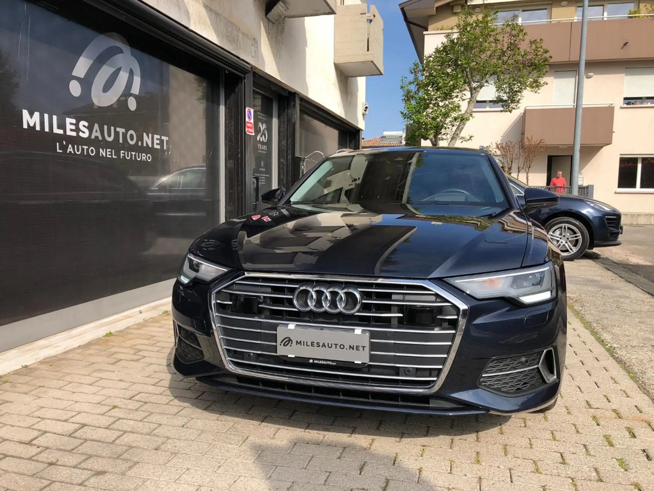 Audi - A6