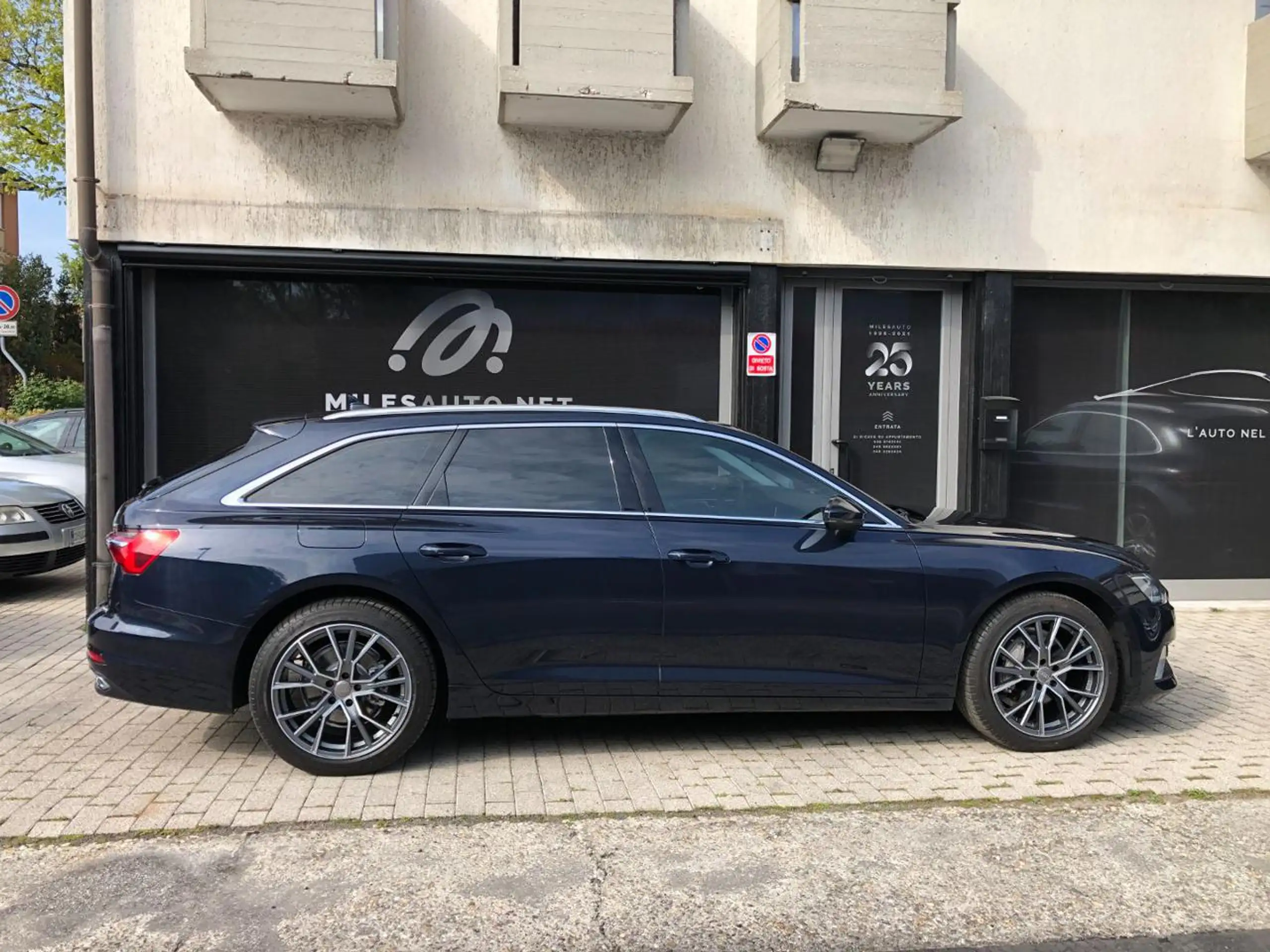 Audi - A6