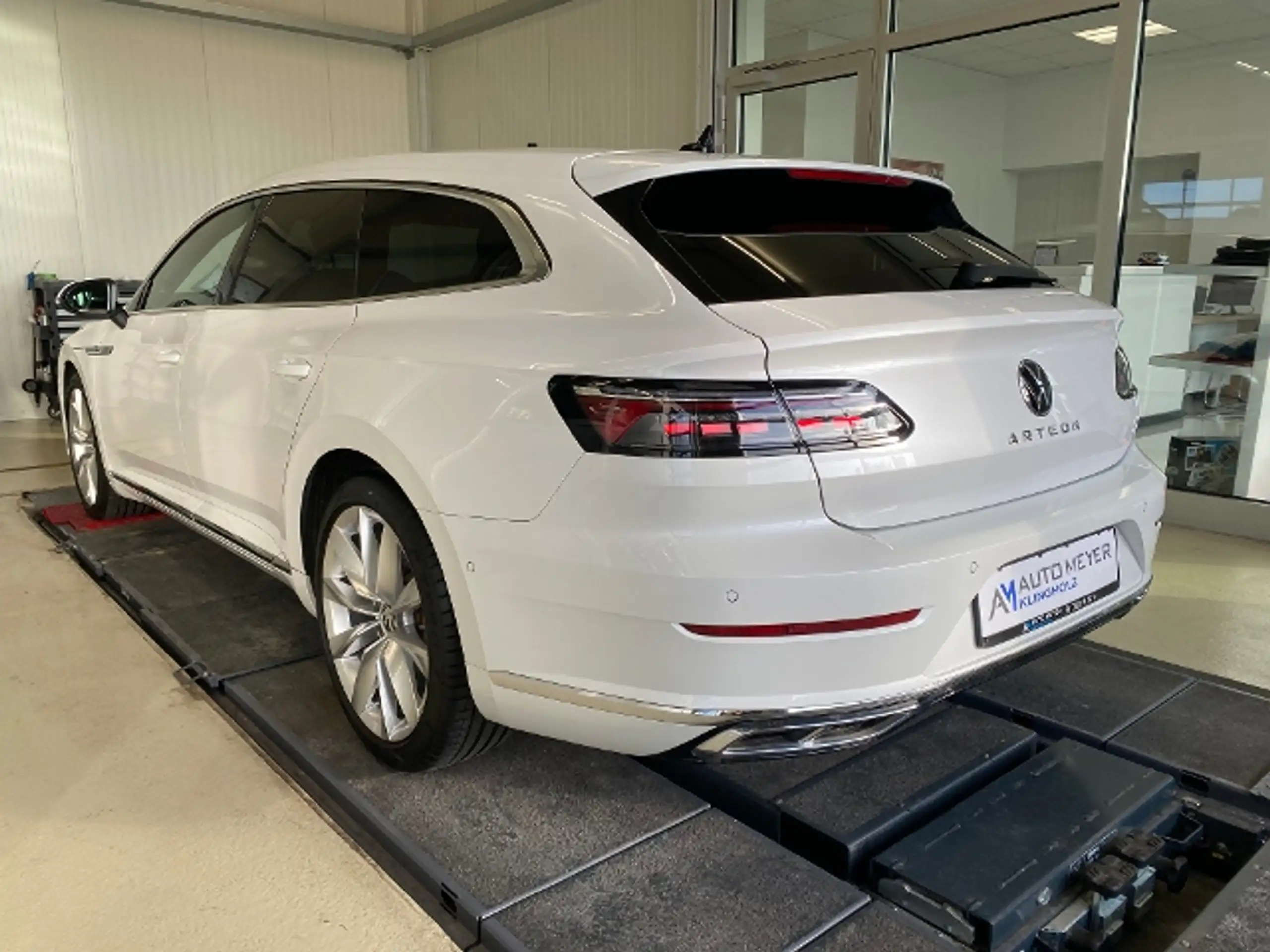 Volkswagen - Arteon