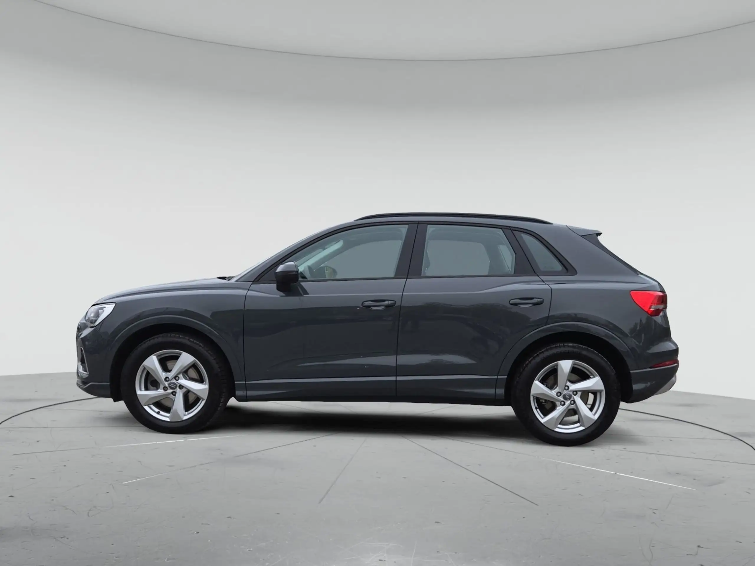 Audi - Q3