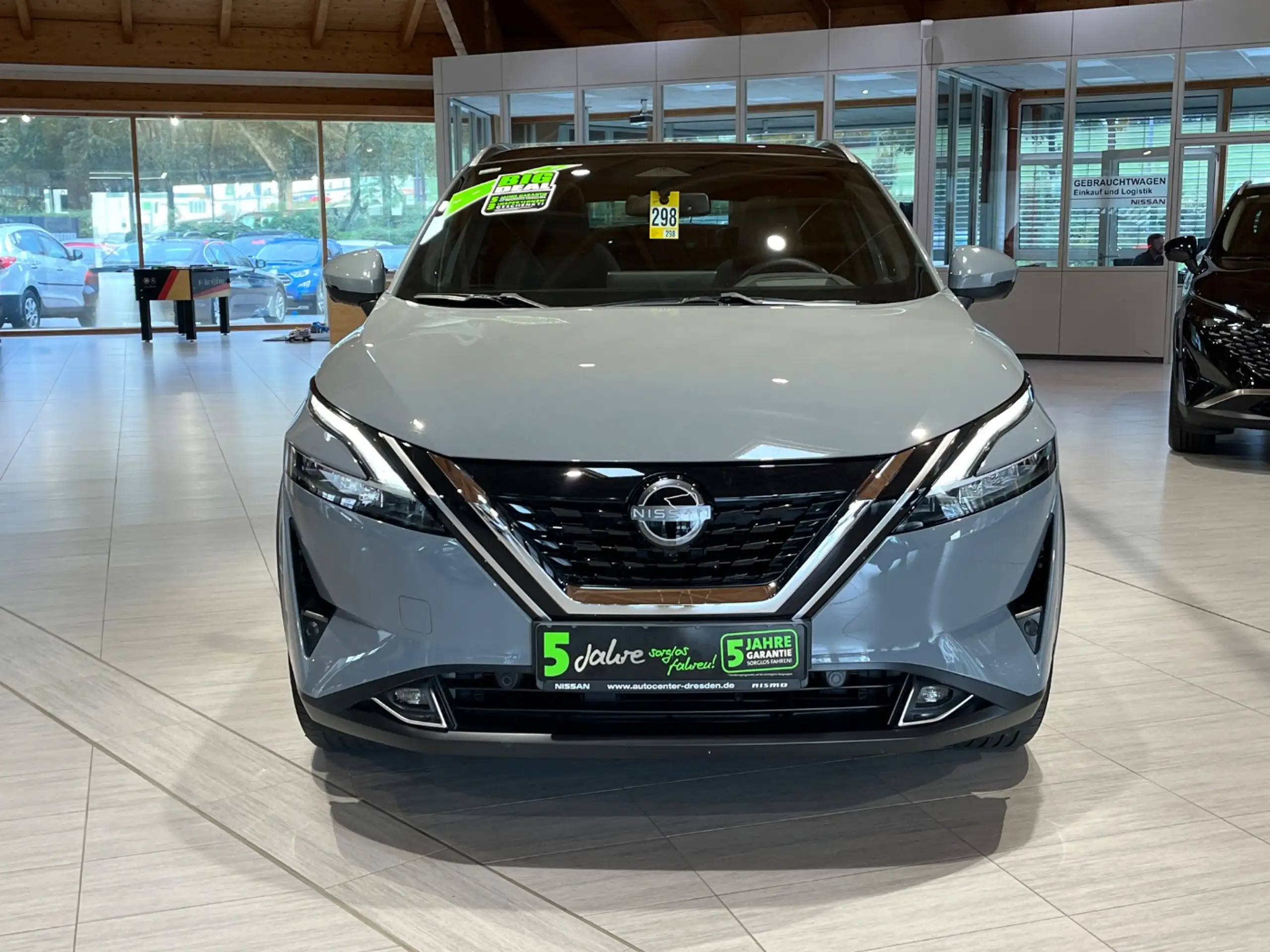 Nissan - Qashqai