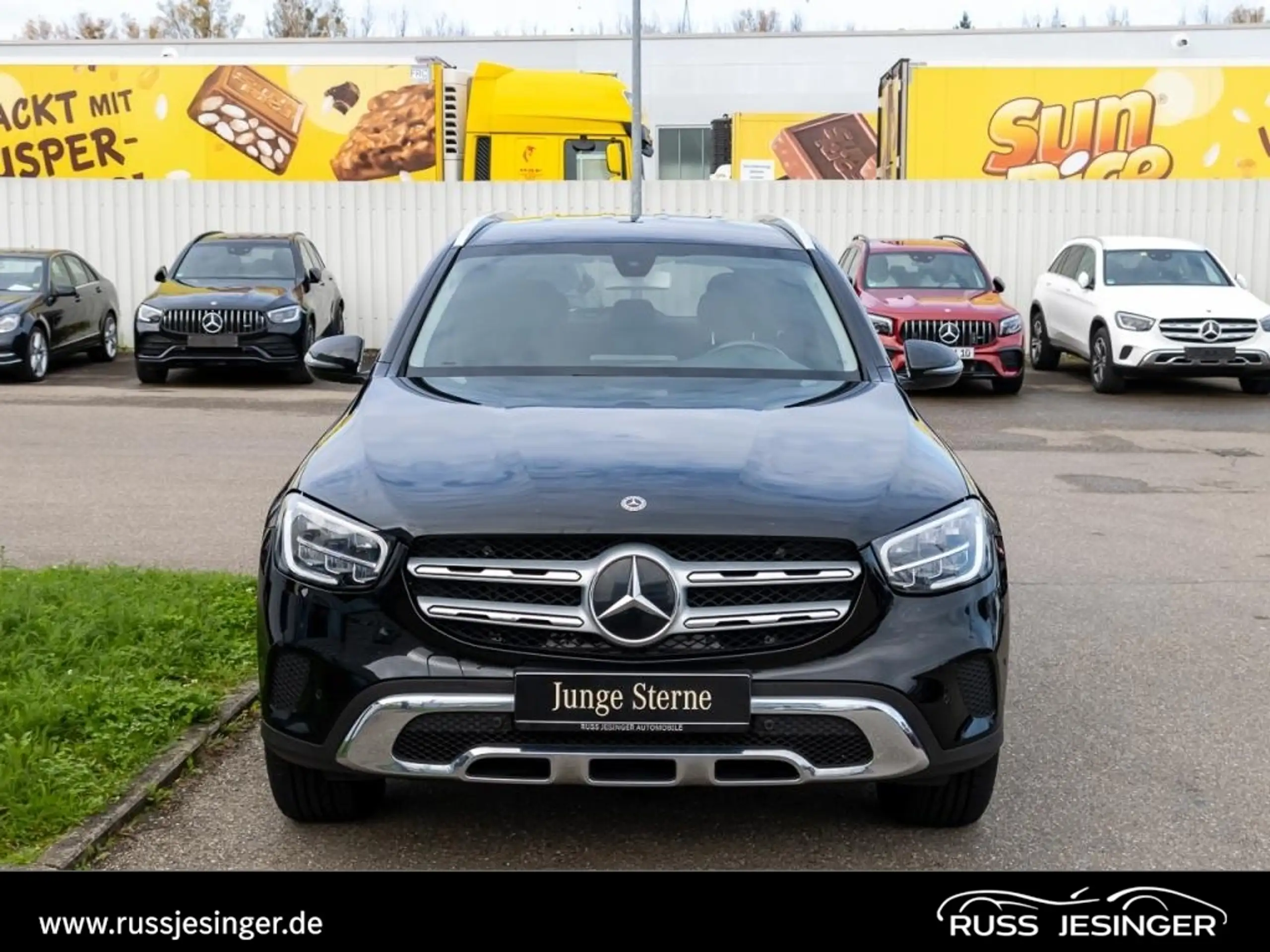 Mercedes-Benz - GLC 300