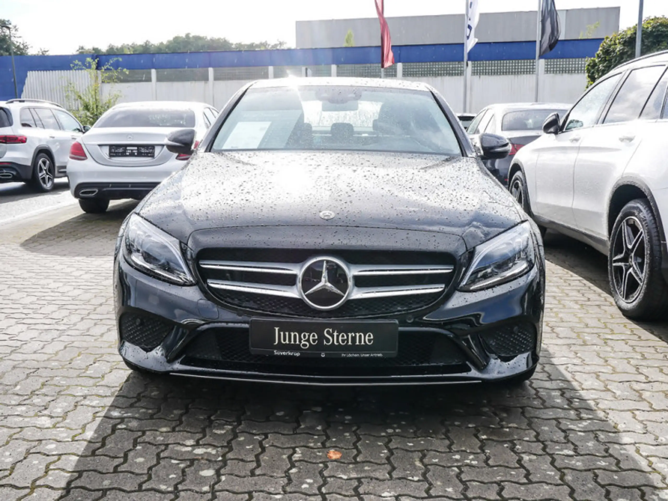 Mercedes-Benz - C 220